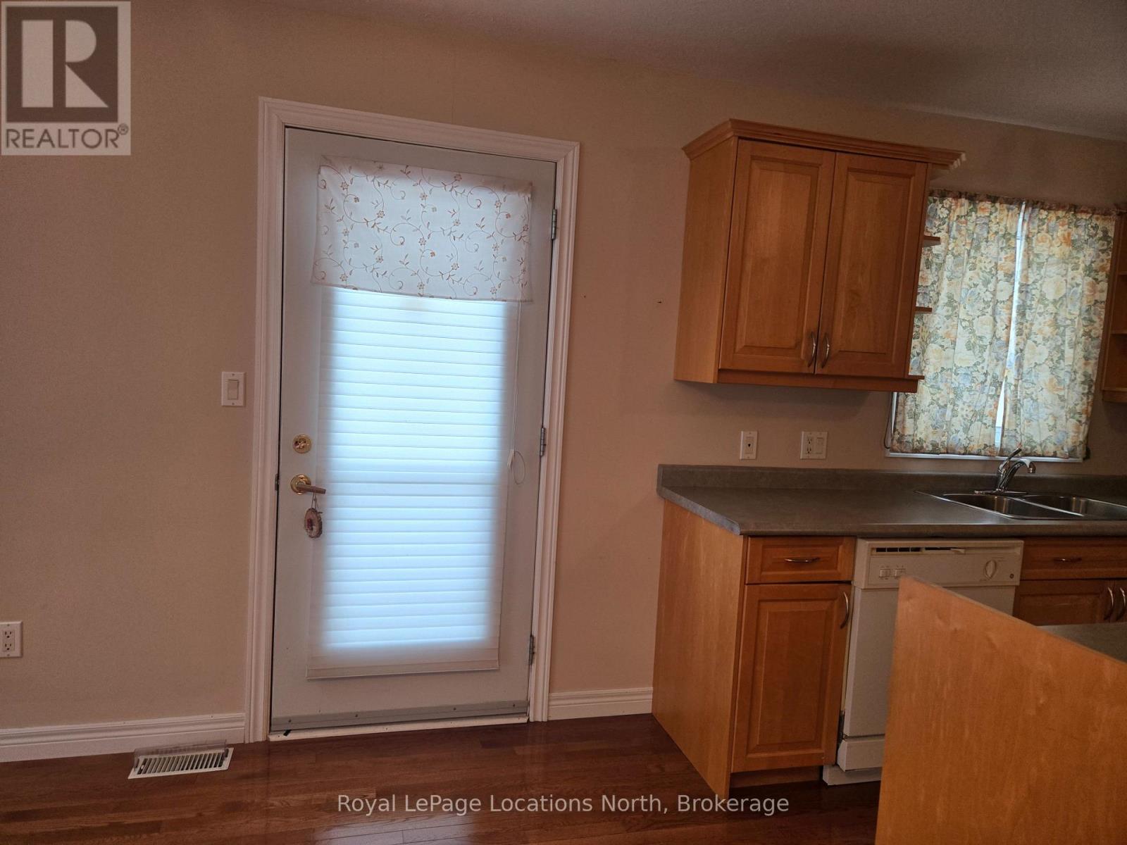 Unit # 23 - 275 Huron Street, Clearview, Ontario  L0M 1S0 - Photo 19 - S12642200