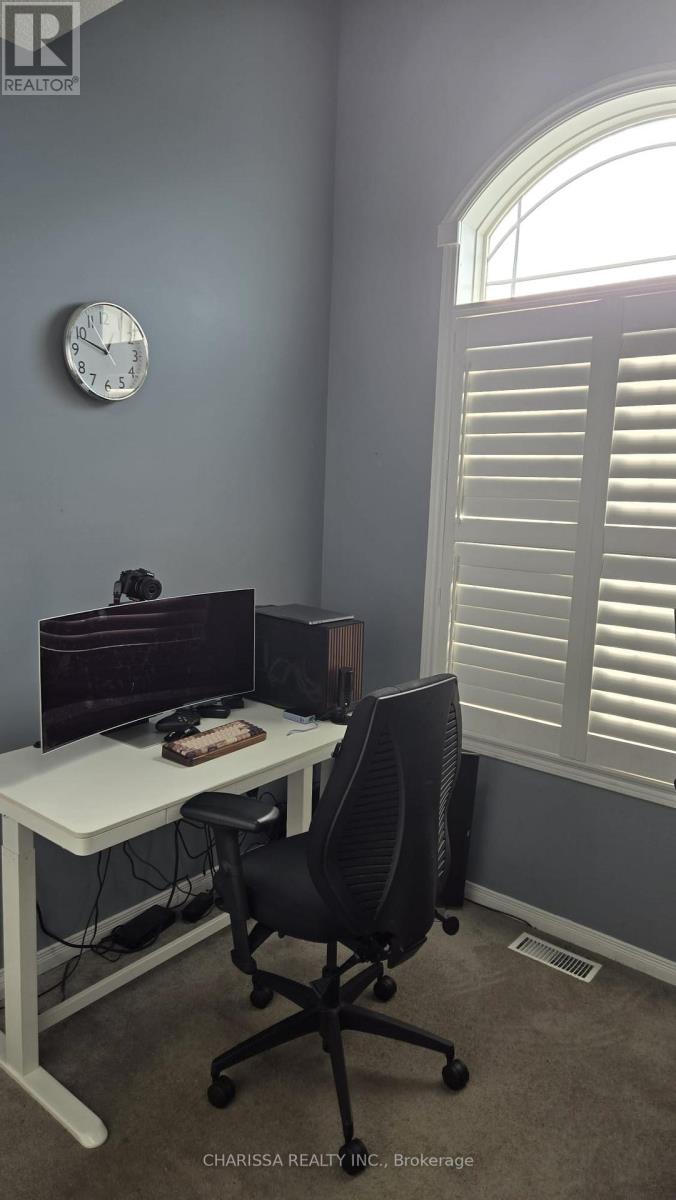 116 Benziger Lane, Hamilton, Ontario  L8E 6G5 - Photo 9 - X12648916