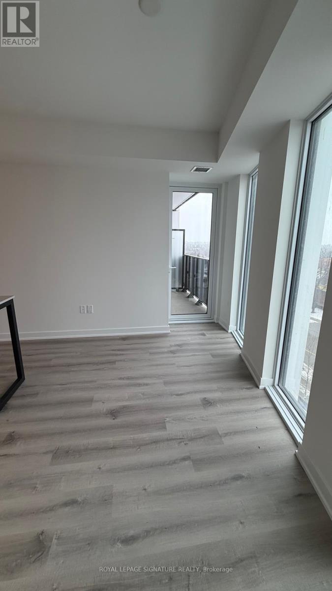 419 - 1 Fairview Road E, Mississauga, Ontario  L5A 0B4 - Photo 9 - W12648708