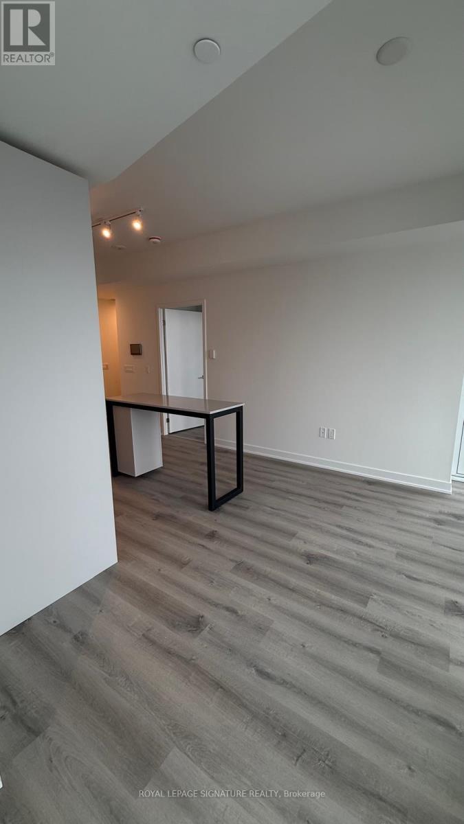 419 - 1 Fairview Road E, Mississauga, Ontario  L5A 0B4 - Photo 7 - W12648708