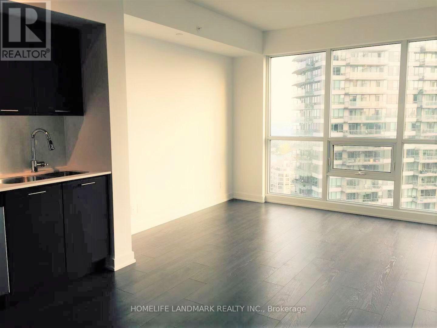 3105 - 2212 Lake Shore Boulevard W, Toronto, Ontario  M8V 1A4 - Photo 6 - W12603962