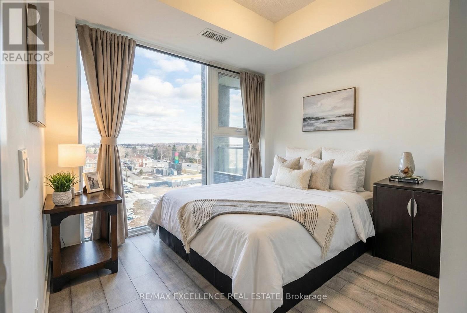 508 - 260 Malta Avenue, Brampton, Ontario  L6Y 0B5 - Photo 5 - W12648970