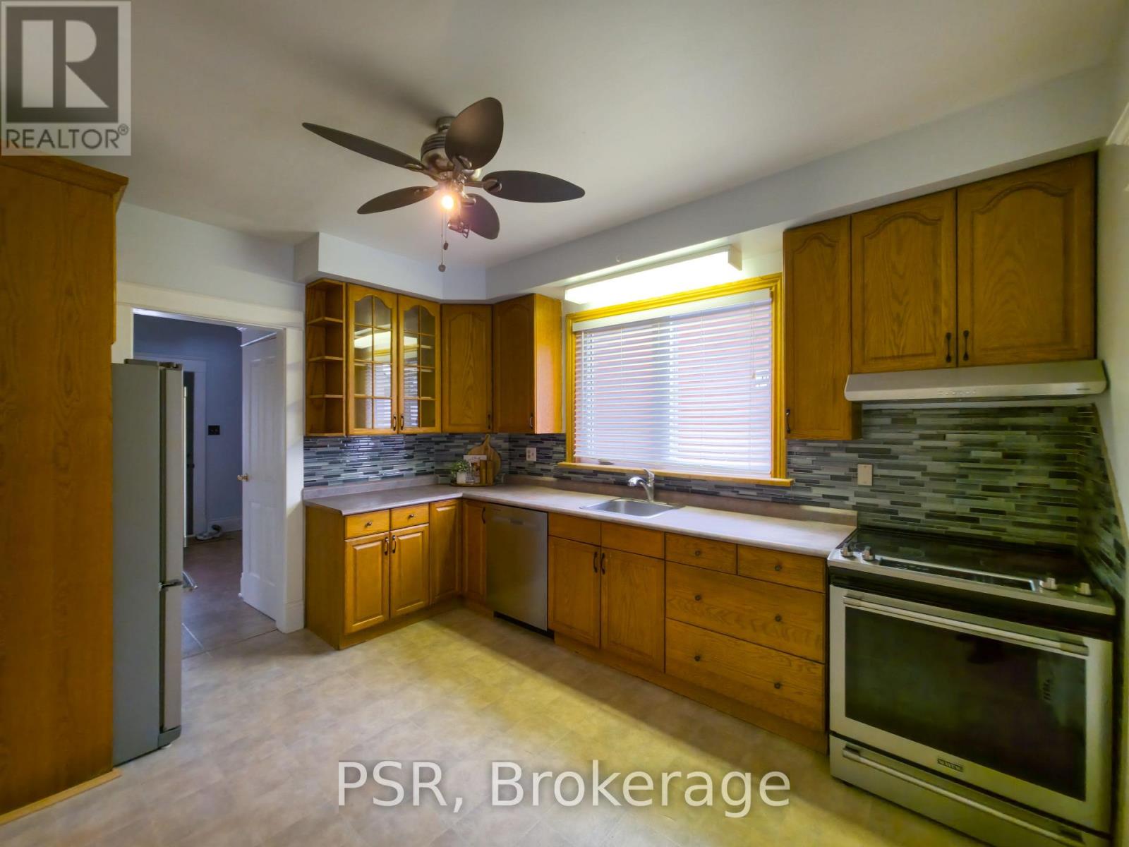 58 Pandora Avenue N, Kitchener, Ontario  N2H 3C3 - Photo 13 - X12648972