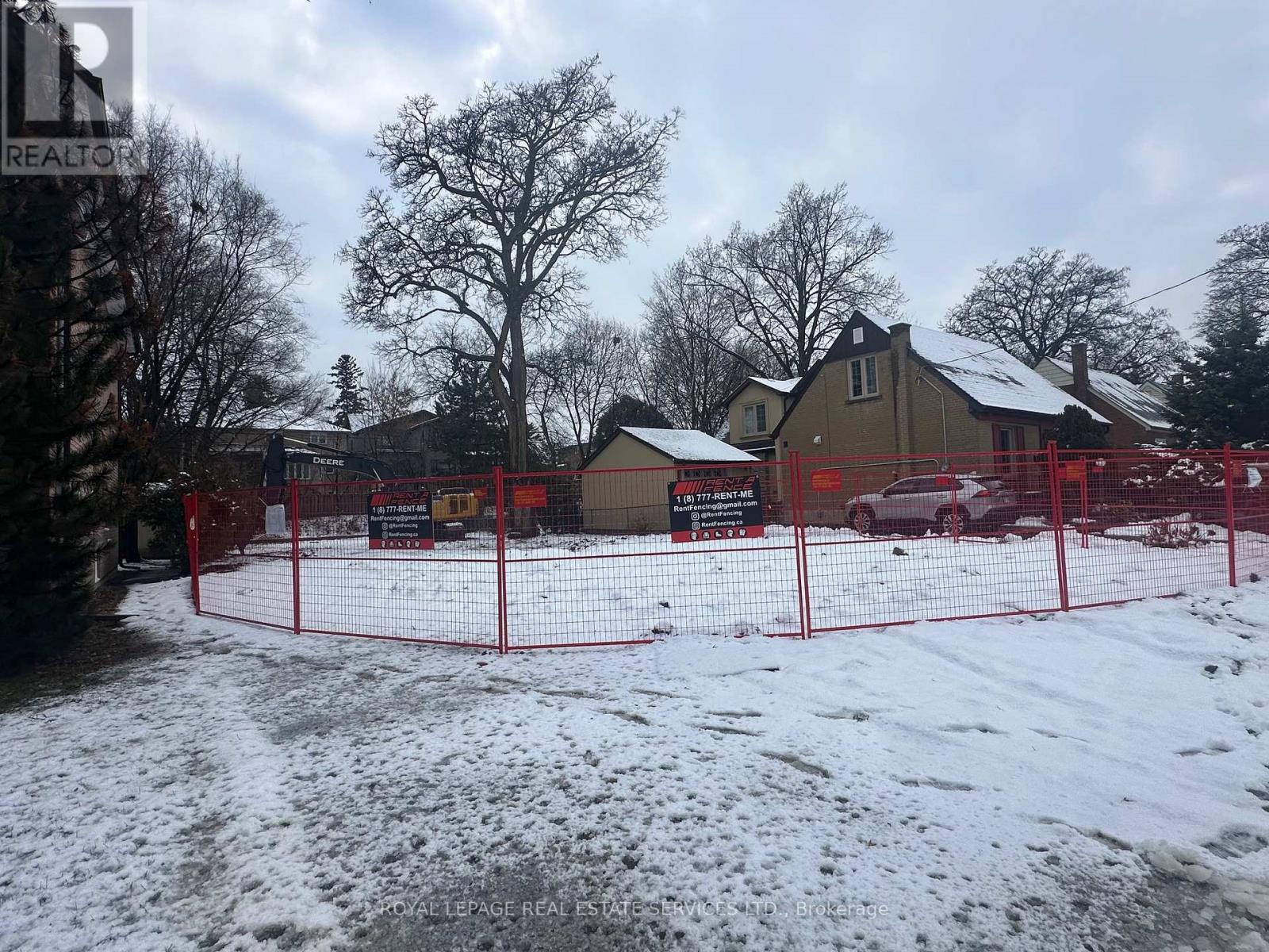 226 Martin Grove Road, Toronto, Ontario  M9B 4L4 - Photo 2 - W12646426