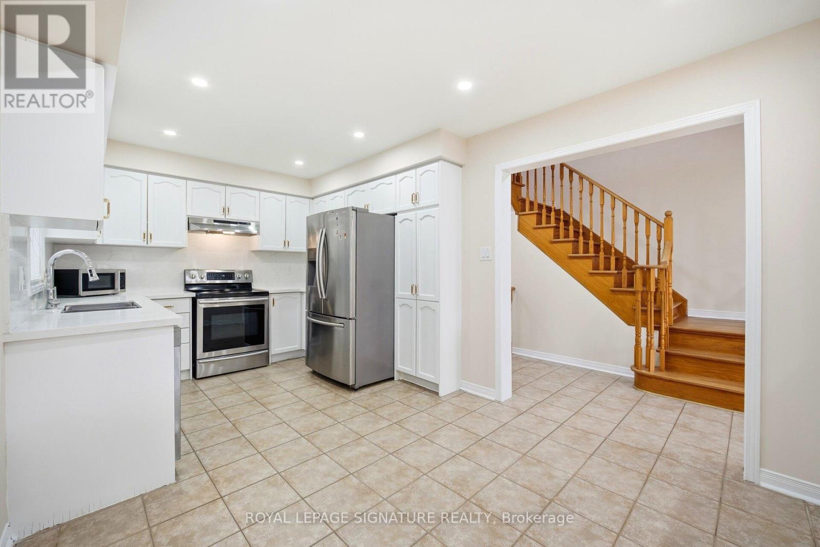 46 Loons Call Crescent, Brampton, Ontario  L6R 2G5 - Photo 19 - W12647964