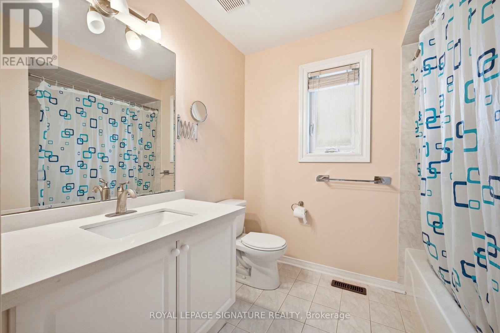 46 Loons Call Crescent, Brampton, Ontario  L6R 2G5 - Photo 36 - W12647964