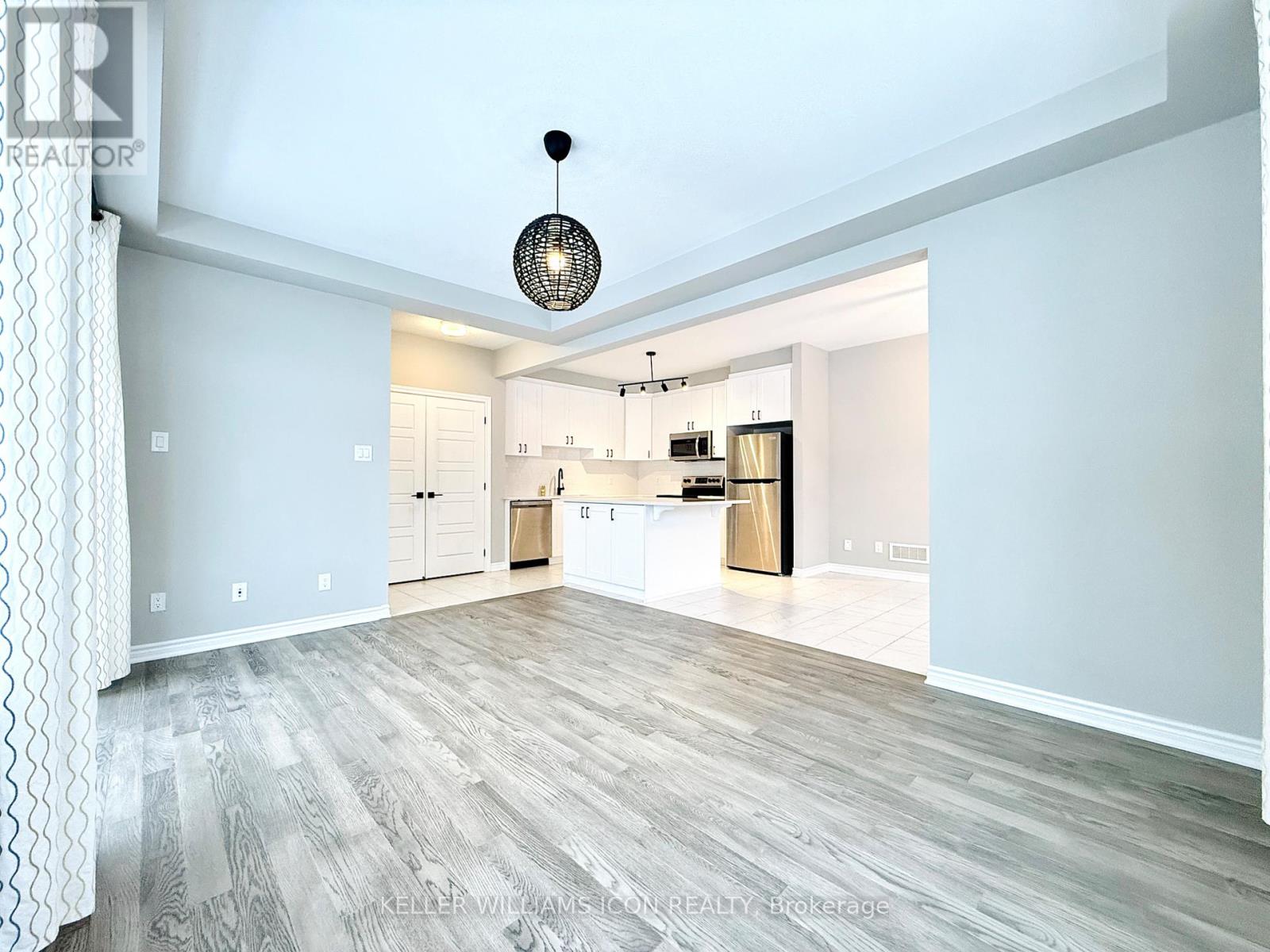 990 Fameflower Street, Ottawa, Ontario  K2J 7A1 - Photo 18 - X12498032