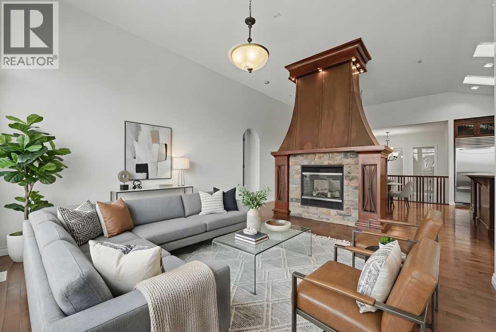 62 Discovery Vista Point Sw, Calgary, Alberta  T3H 5T1 - Photo 5 - A2275765