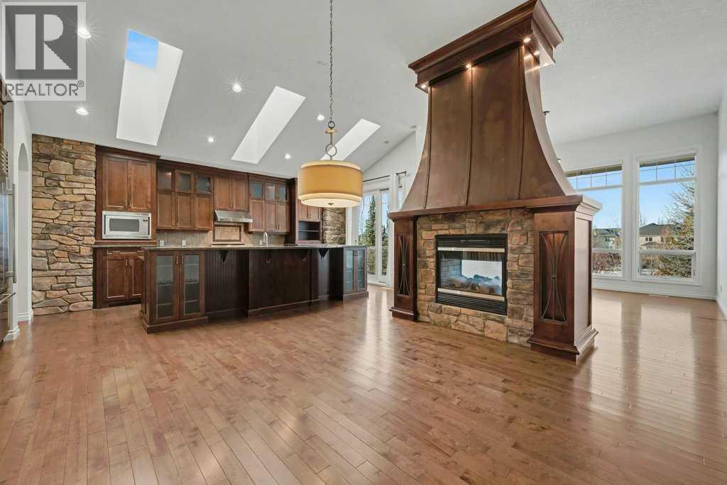 62 Discovery Vista Point Sw, Calgary, Alberta  T3H 5T1 - Photo 24 - A2275765