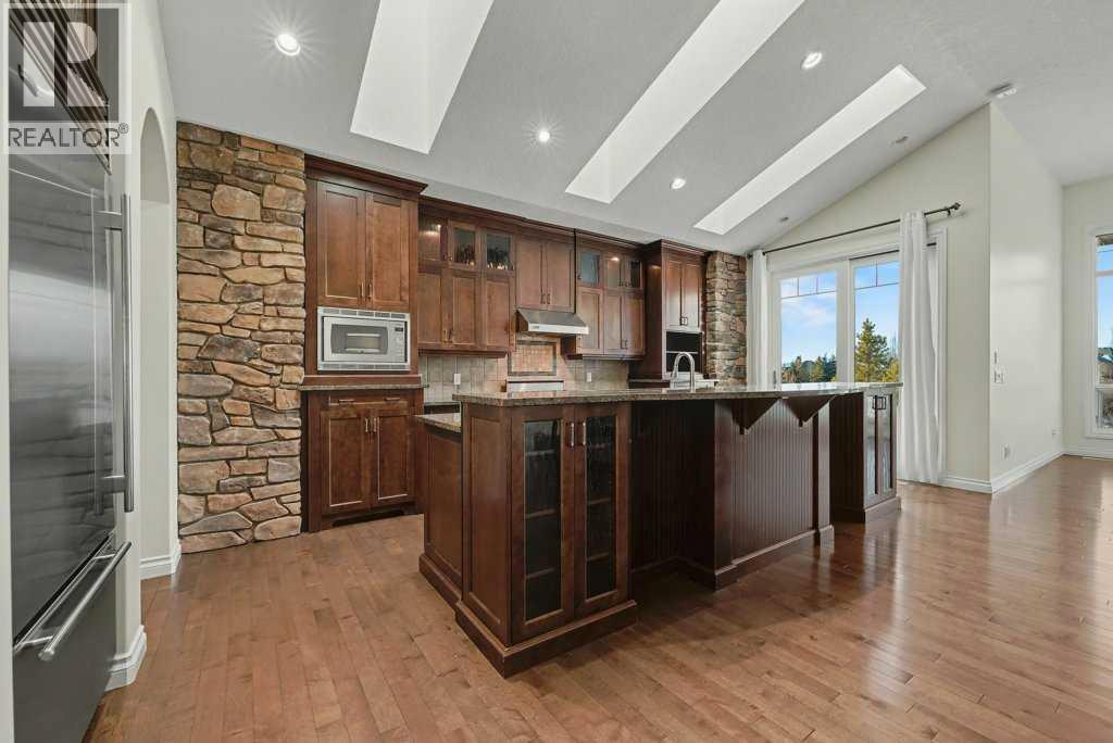 62 Discovery Vista Point Sw, Calgary, Alberta  T3H 5T1 - Photo 26 - A2275765