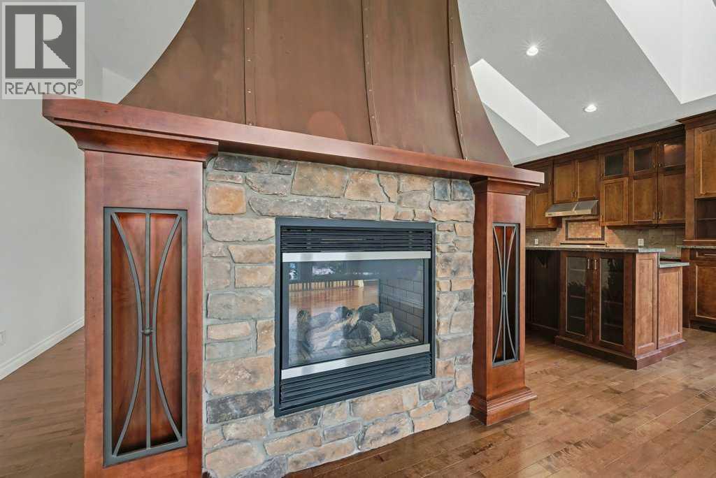 62 Discovery Vista Point Sw, Calgary, Alberta  T3H 5T1 - Photo 30 - A2275765