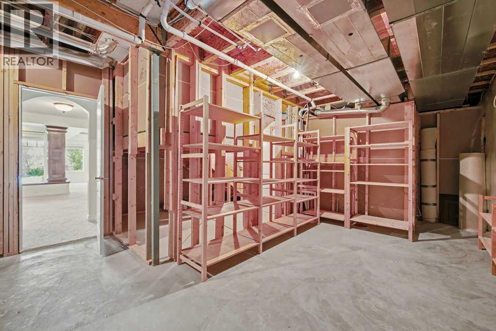 62 Discovery Vista Point Sw, Calgary, Alberta  T3H 5T1 - Photo 37 - A2275765