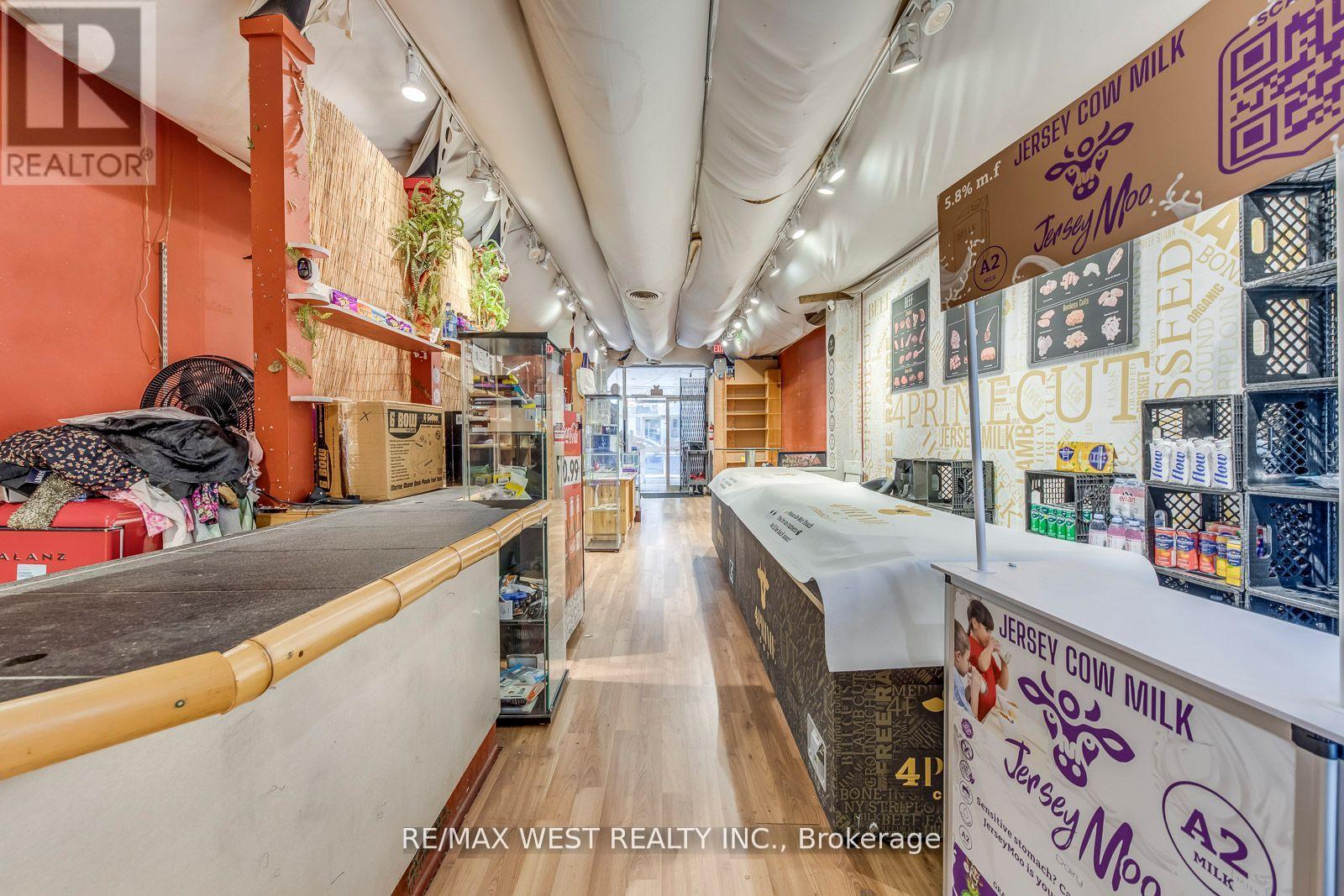 758 Bathurst Street, Toronto, Ontario  M5S 2R6 - Photo 13 - C12648986