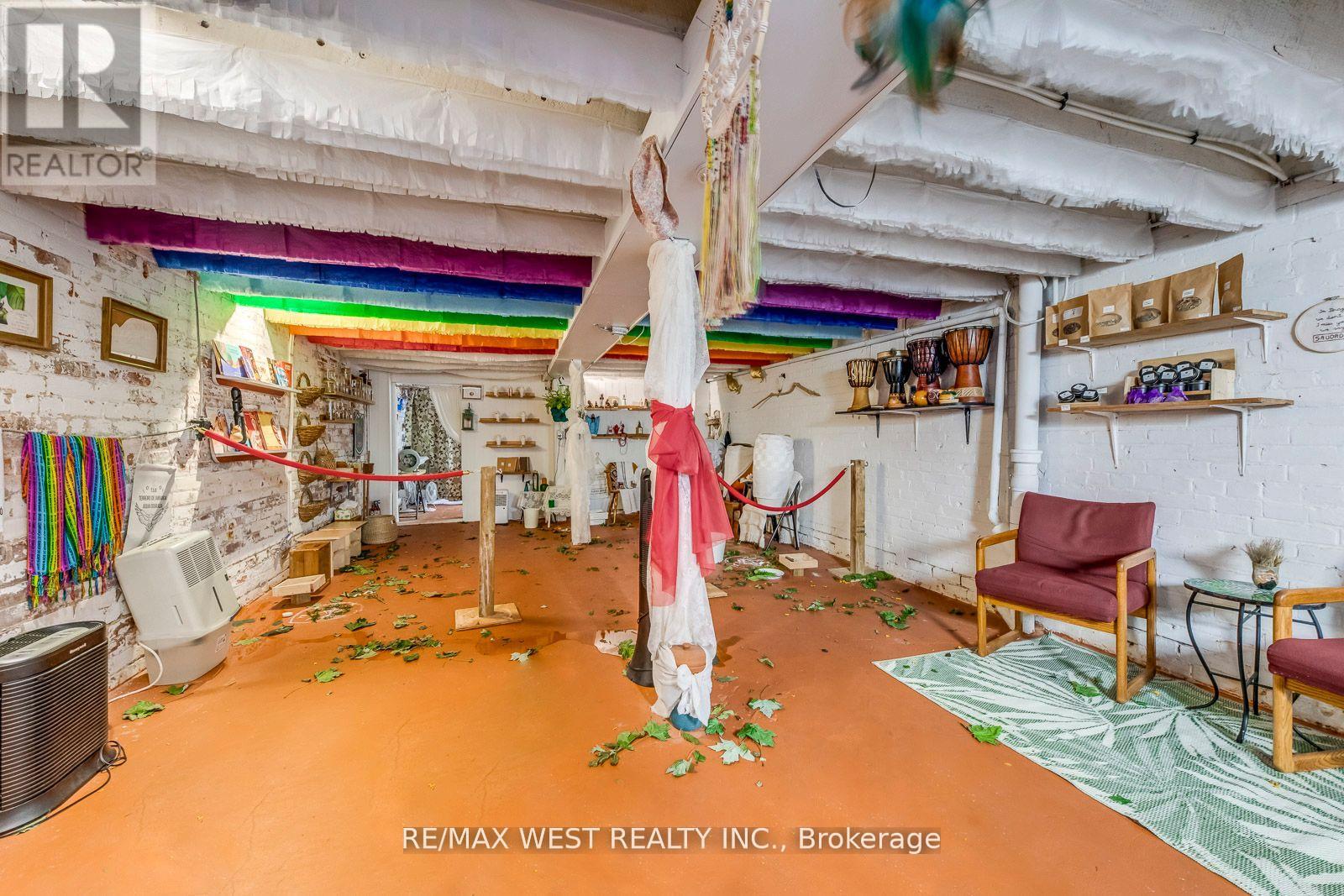 758 Bathurst Street, Toronto, Ontario  M5S 2R6 - Photo 21 - C12648986