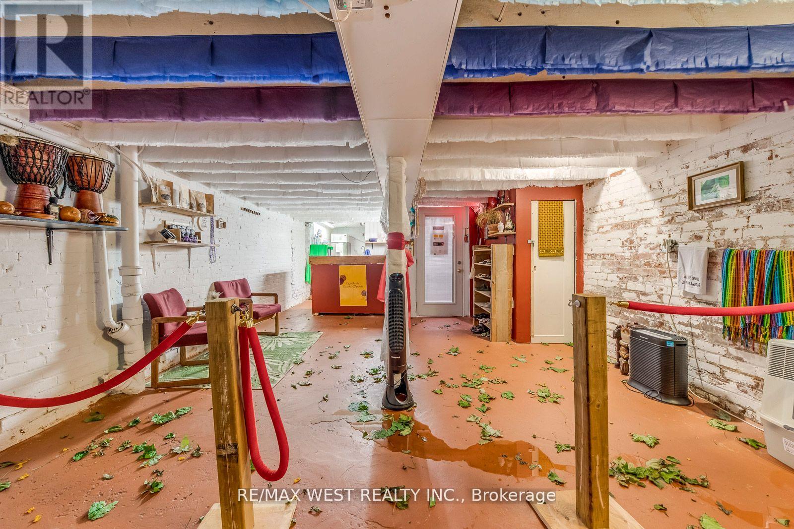 758 Bathurst Street, Toronto, Ontario  M5S 2R6 - Photo 22 - C12648986