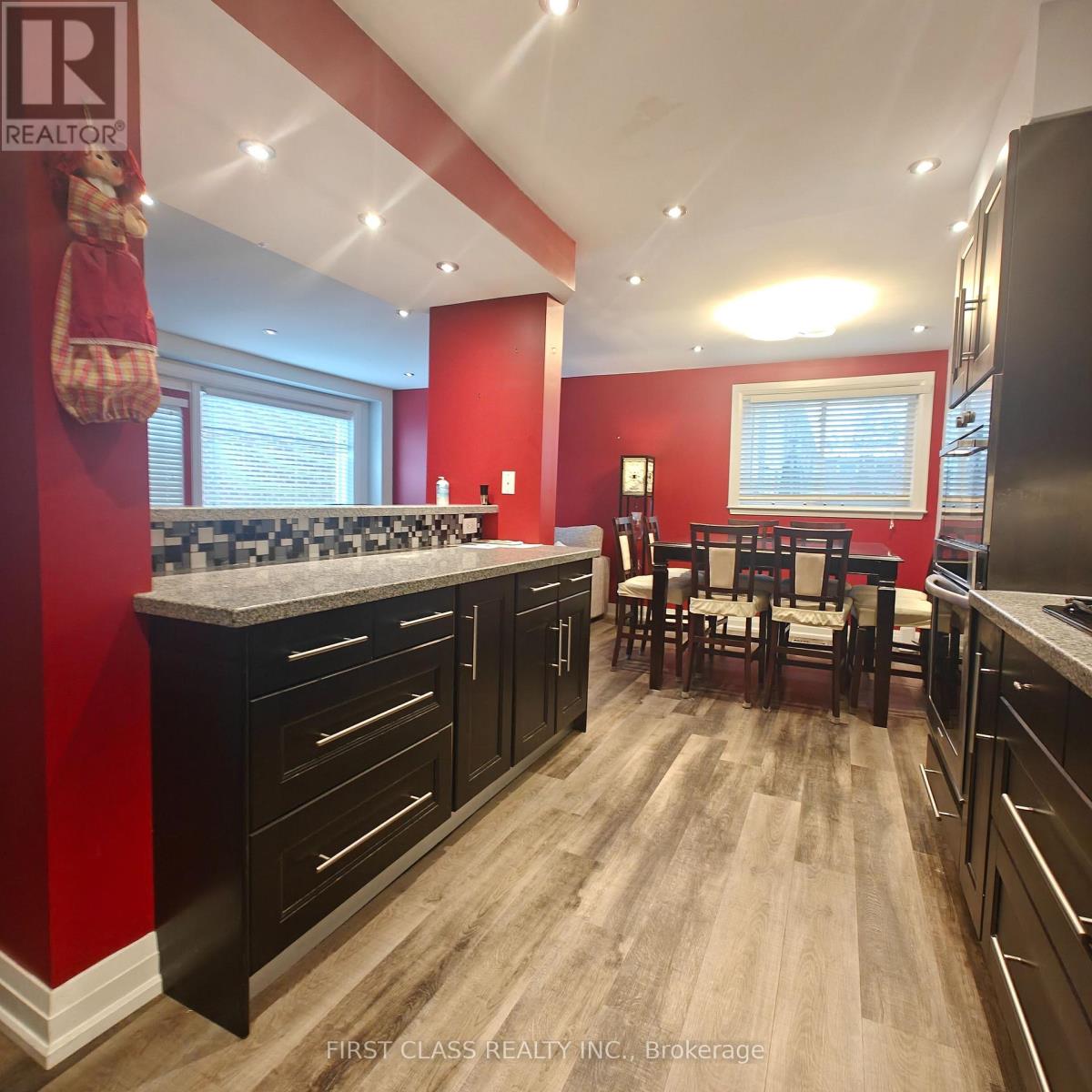 131 - 215 Mississauga Valley, Mississauga, Ontario  L5A 1Y7 - Photo 12 - W12648976