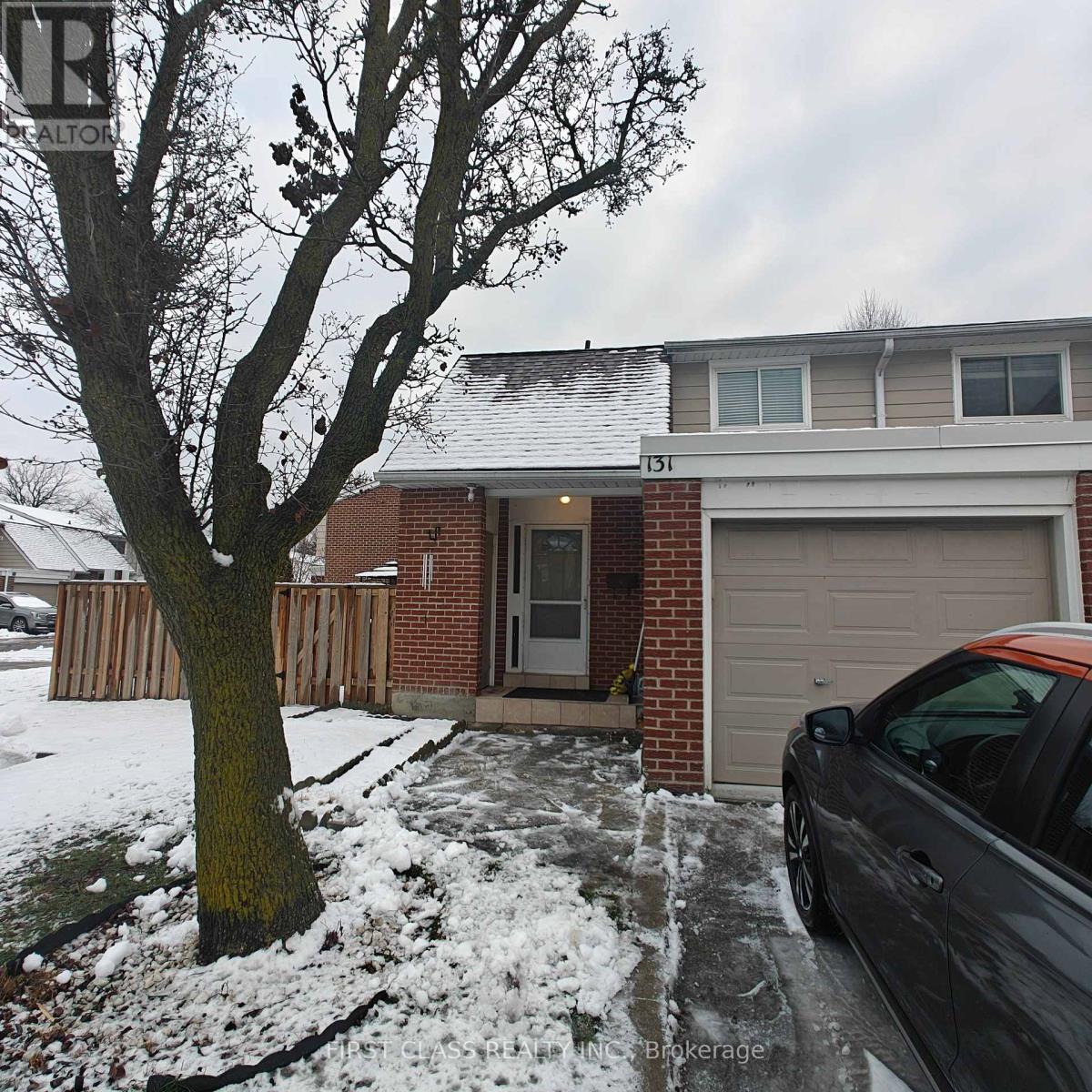 131 - 215 Mississauga Valley, Mississauga, Ontario  L5A 1Y7 - Photo 3 - W12648976