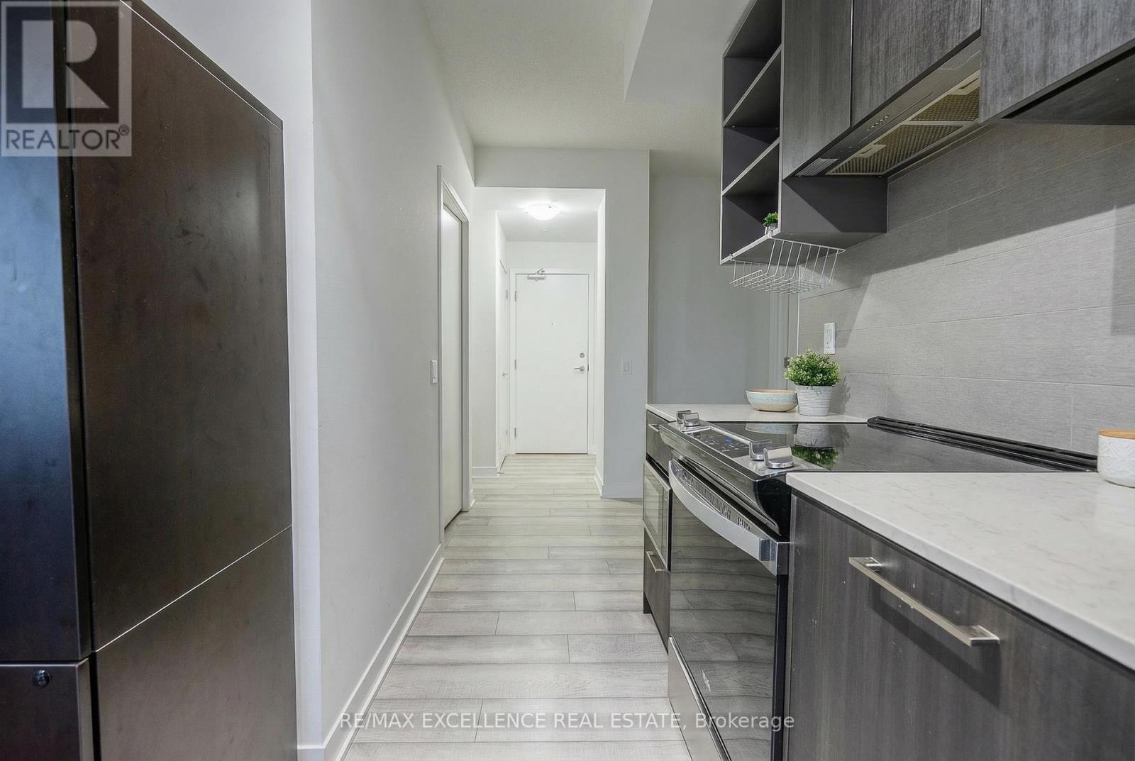 508 - 260 Malta Avenue, Brampton, Ontario  L6Y 0B5 - Photo 2 - W12648988