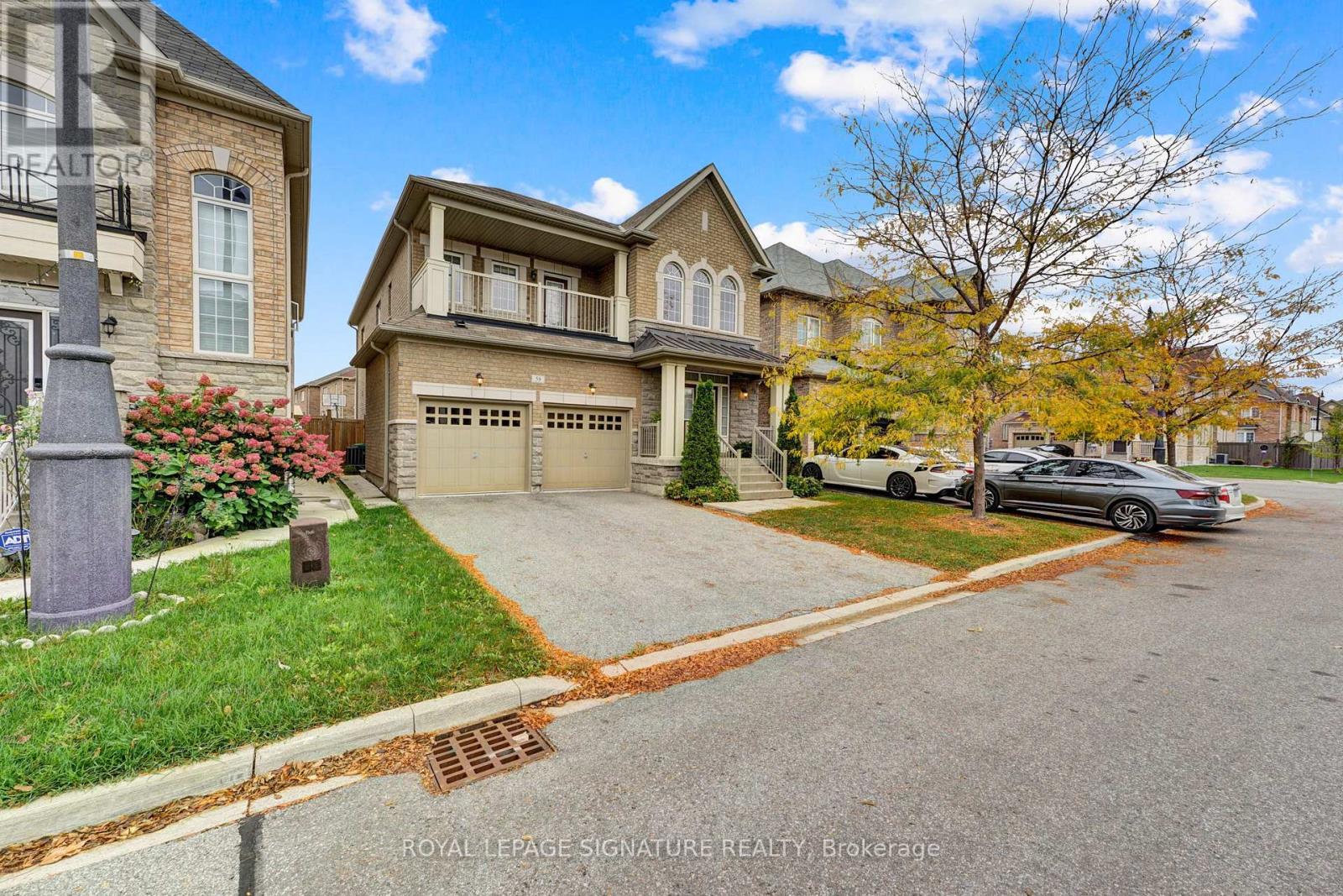 58 Orangeblossom Trail, Brampton, Ontario  L6X 0E4 - Photo 2 - W12648990