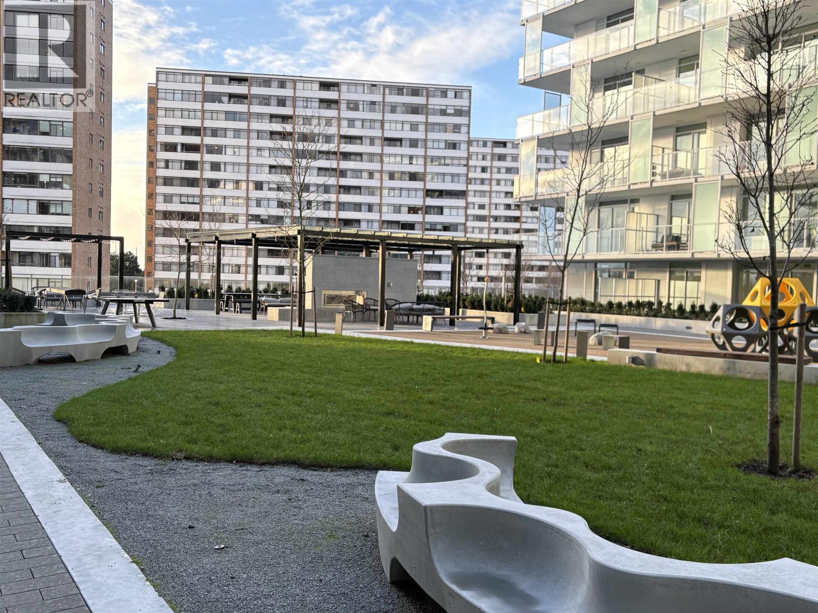 916 6600 Minoru Boulevard, Richmond, British Columbia  V6Y 0N3 - Photo 3 - R3074754