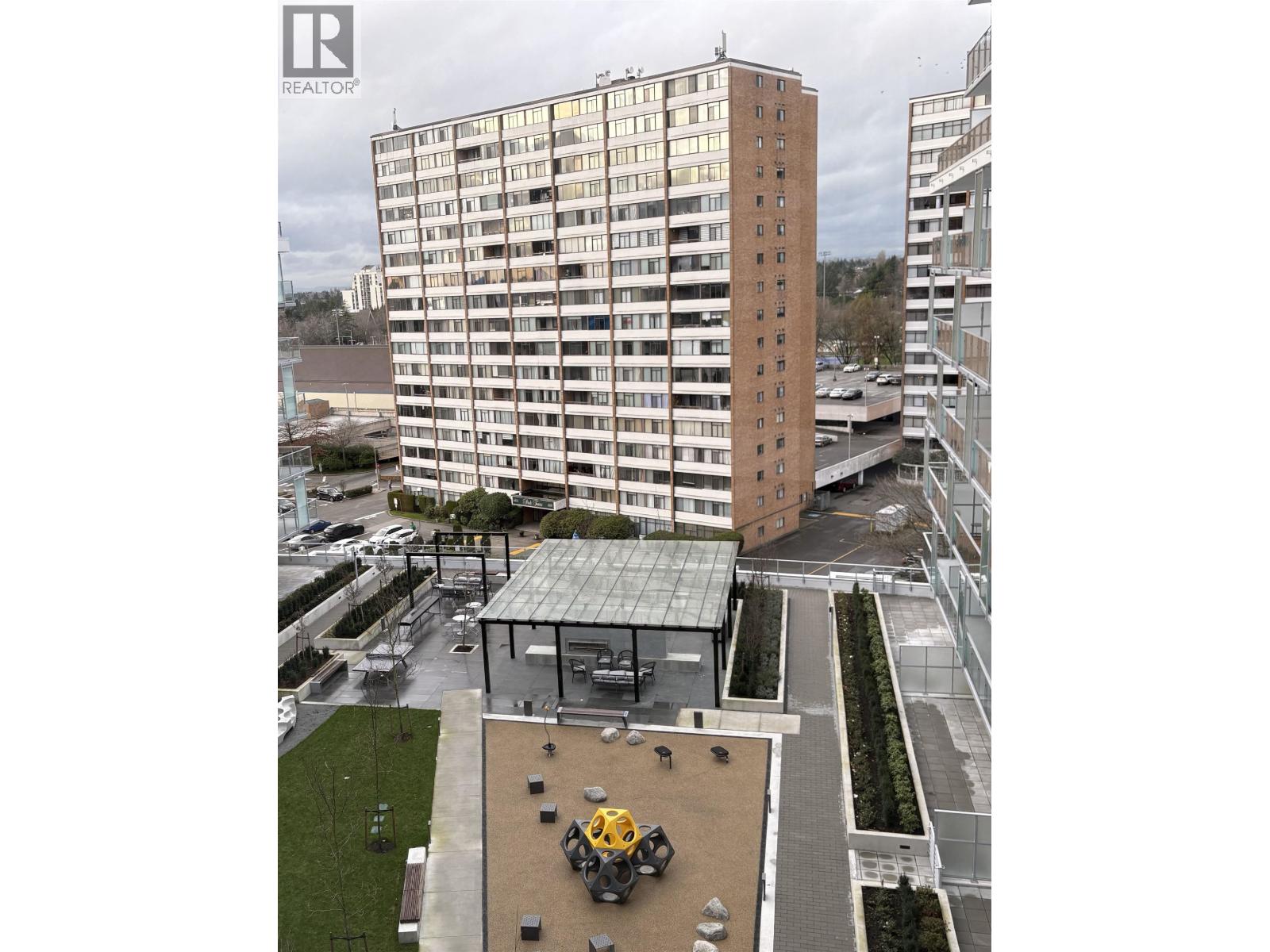 916 6600 Minoru Boulevard, Richmond, British Columbia  V6Y 0N3 - Photo 2 - R3074754