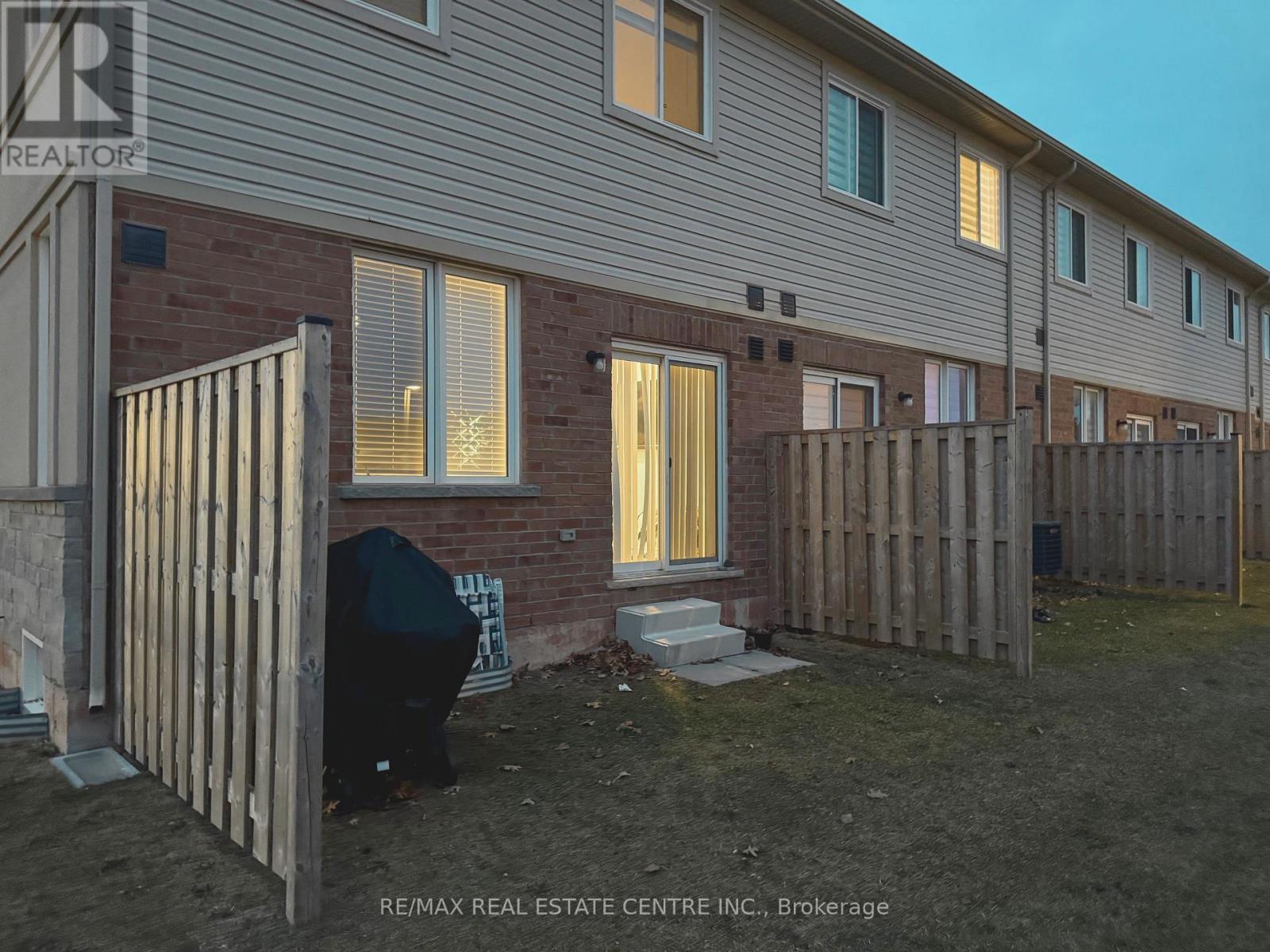 2 Mockingbird Lane, Hamilton, Ontario  L8E 0K7 - Photo 17 - X12648982