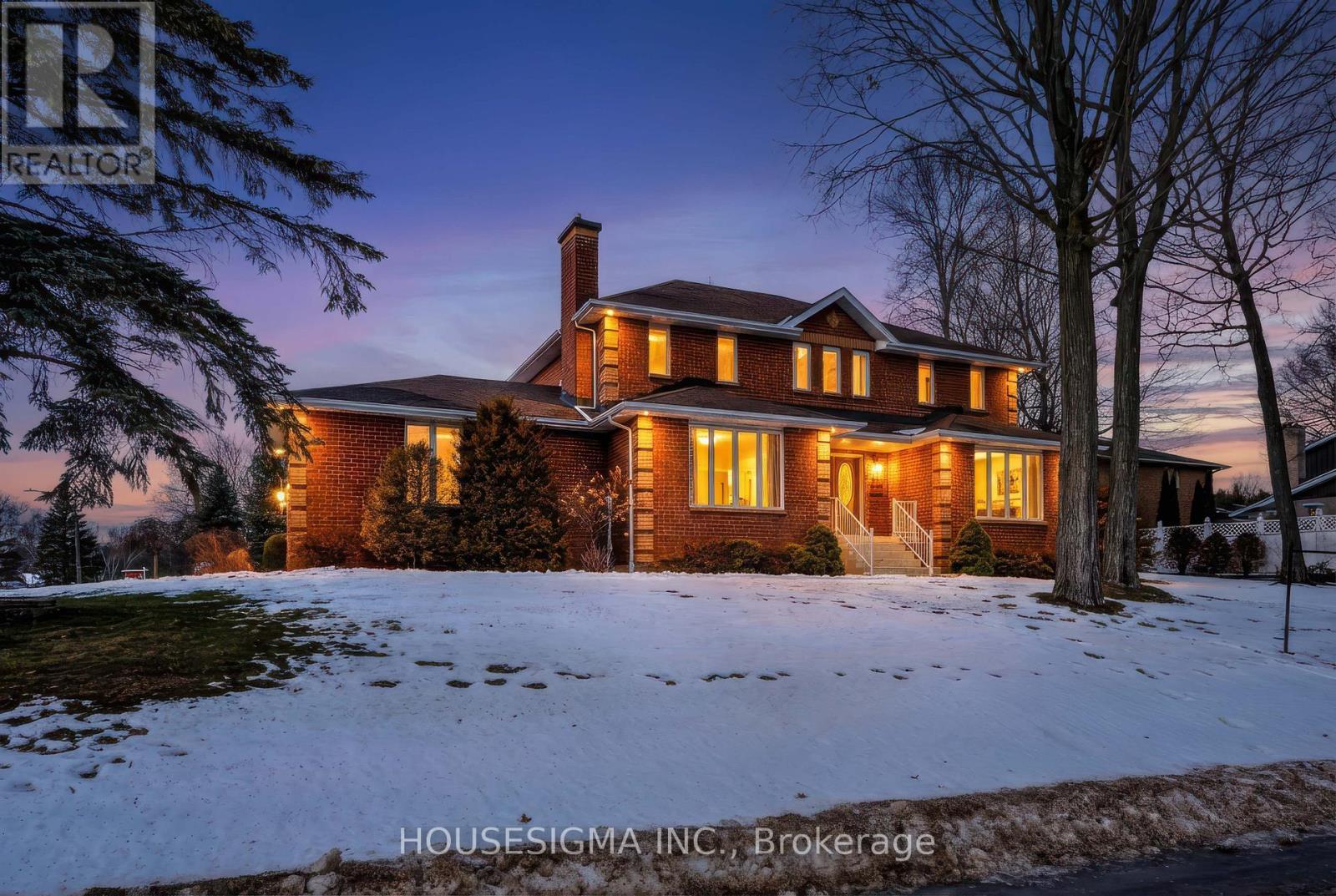 542 RANKIN CRESCENT, Kingston, Ontario