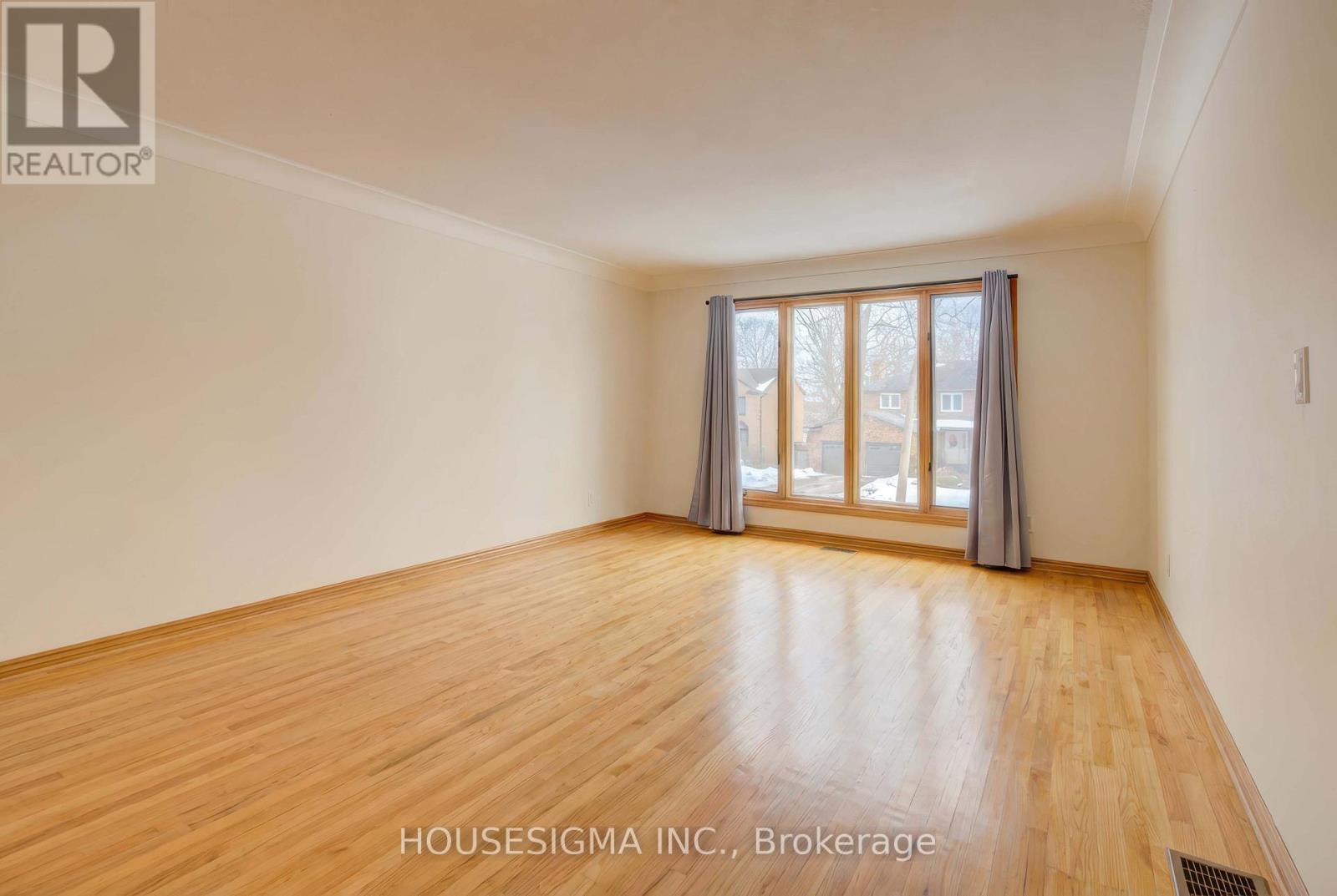 542 Rankin Crescent, Kingston, Ontario  K7M 7L4 - Photo 15 - X12648994