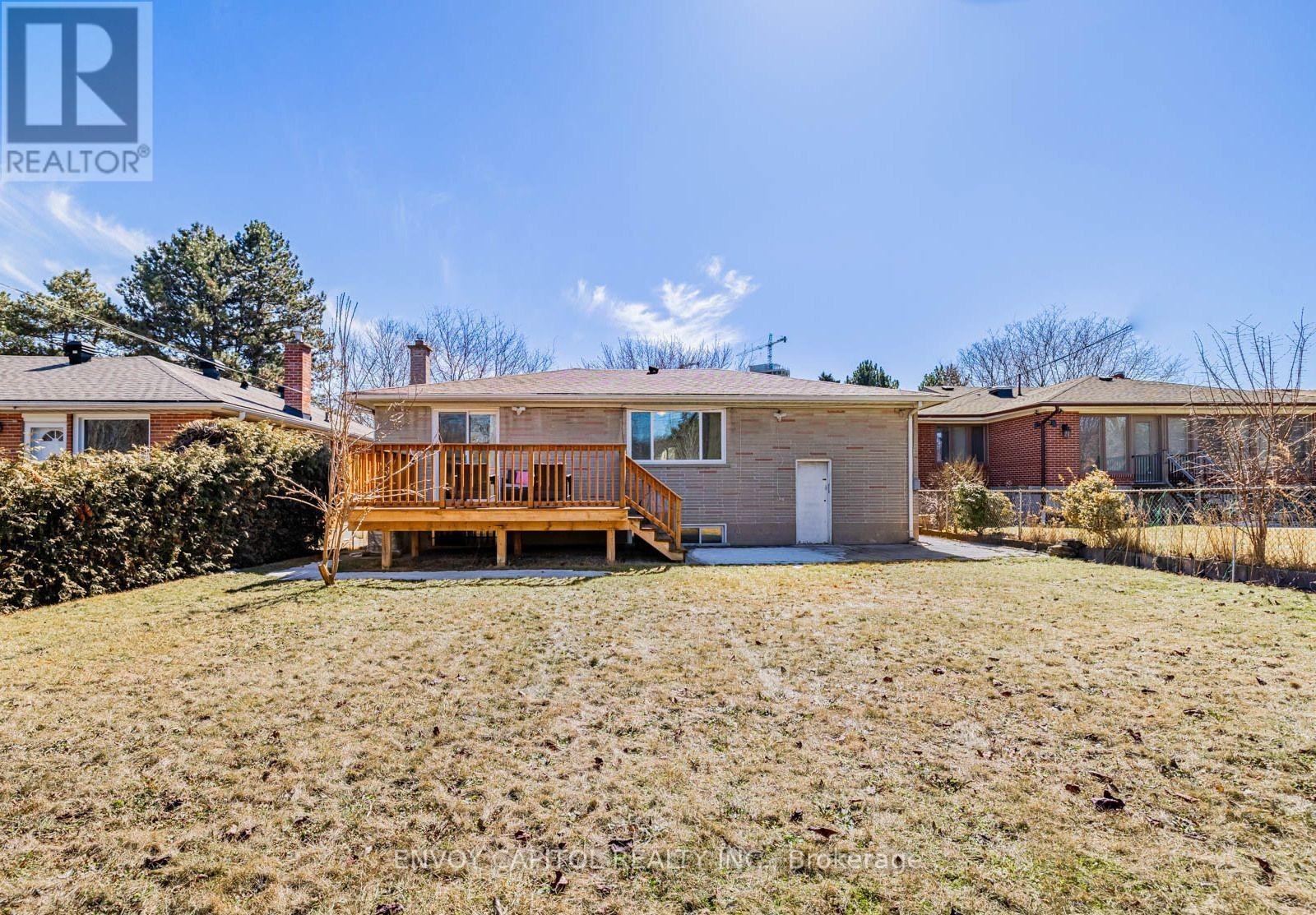 Main - 6 Arrowstook Road, Toronto, Ontario  M2K 1J9 - Photo 20 - C12649000