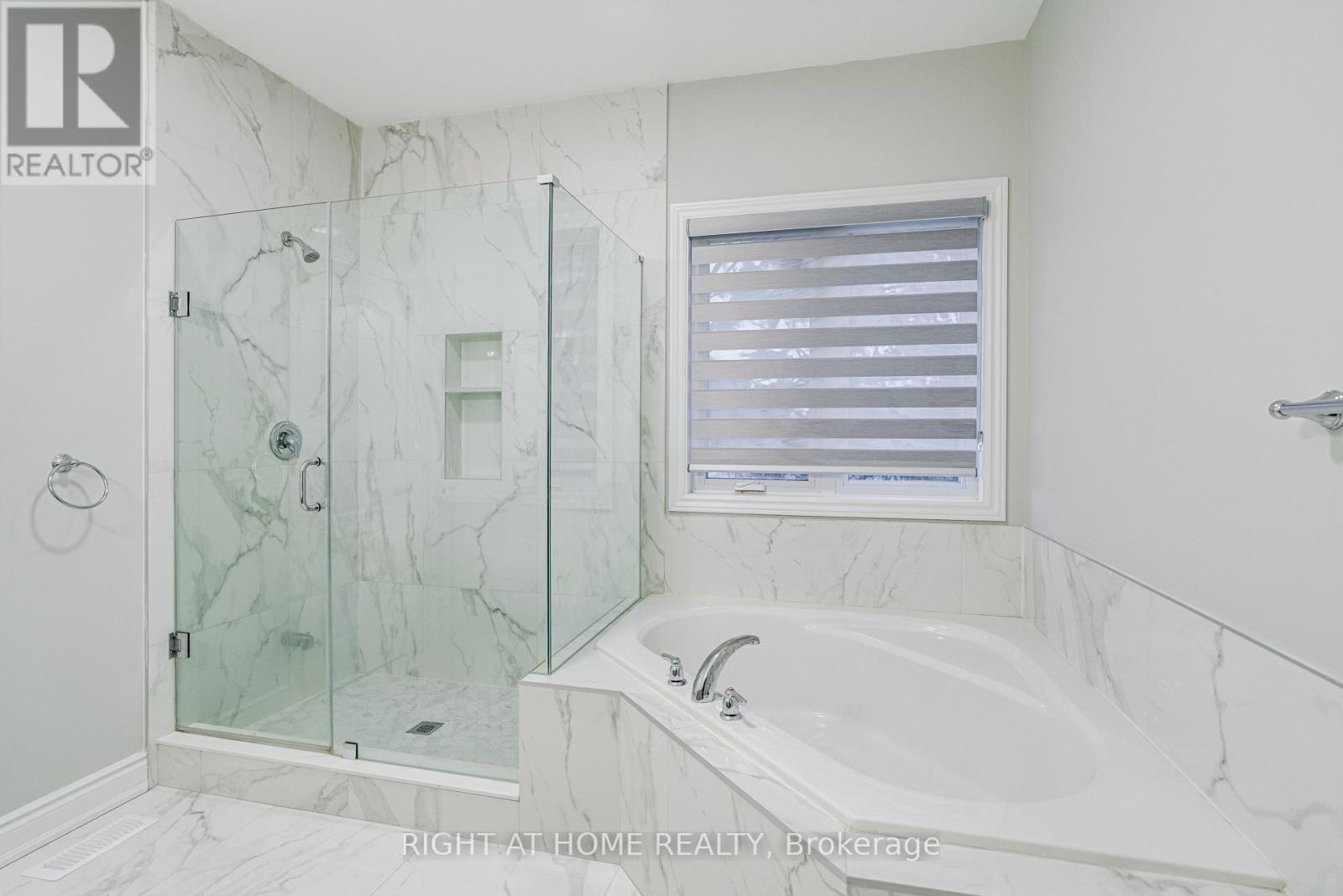 7 - 487 Aztec Drive, Oshawa, Ontario  L1J 7S7 - Photo 22 - E12649006