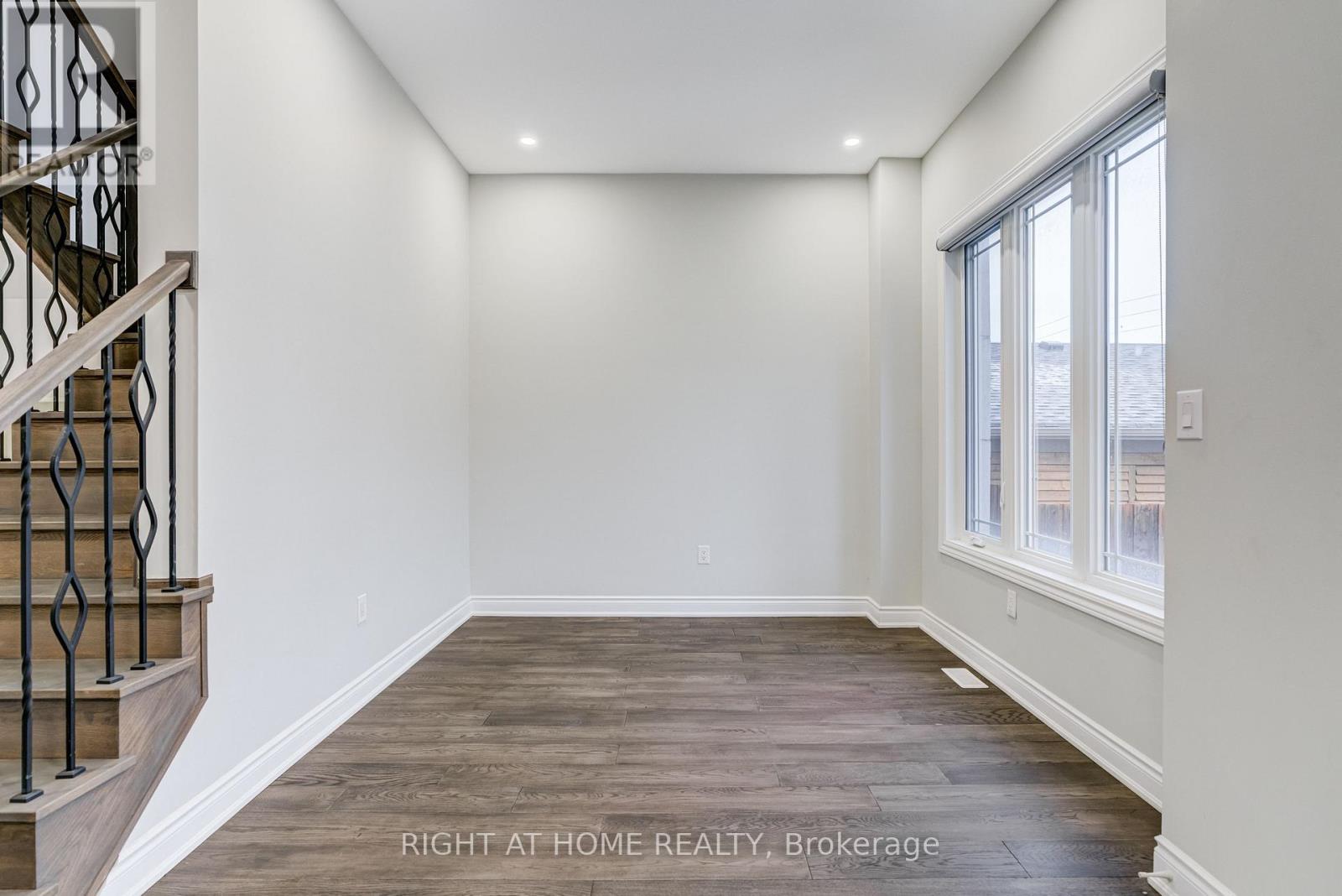 7 - 487 Aztec Drive, Oshawa, Ontario  L1J 7S7 - Photo 4 - E12649006