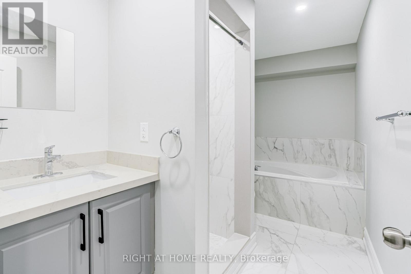 7 - 487 Aztec Drive, Oshawa, Ontario  L1J 7S7 - Photo 40 - E12649006