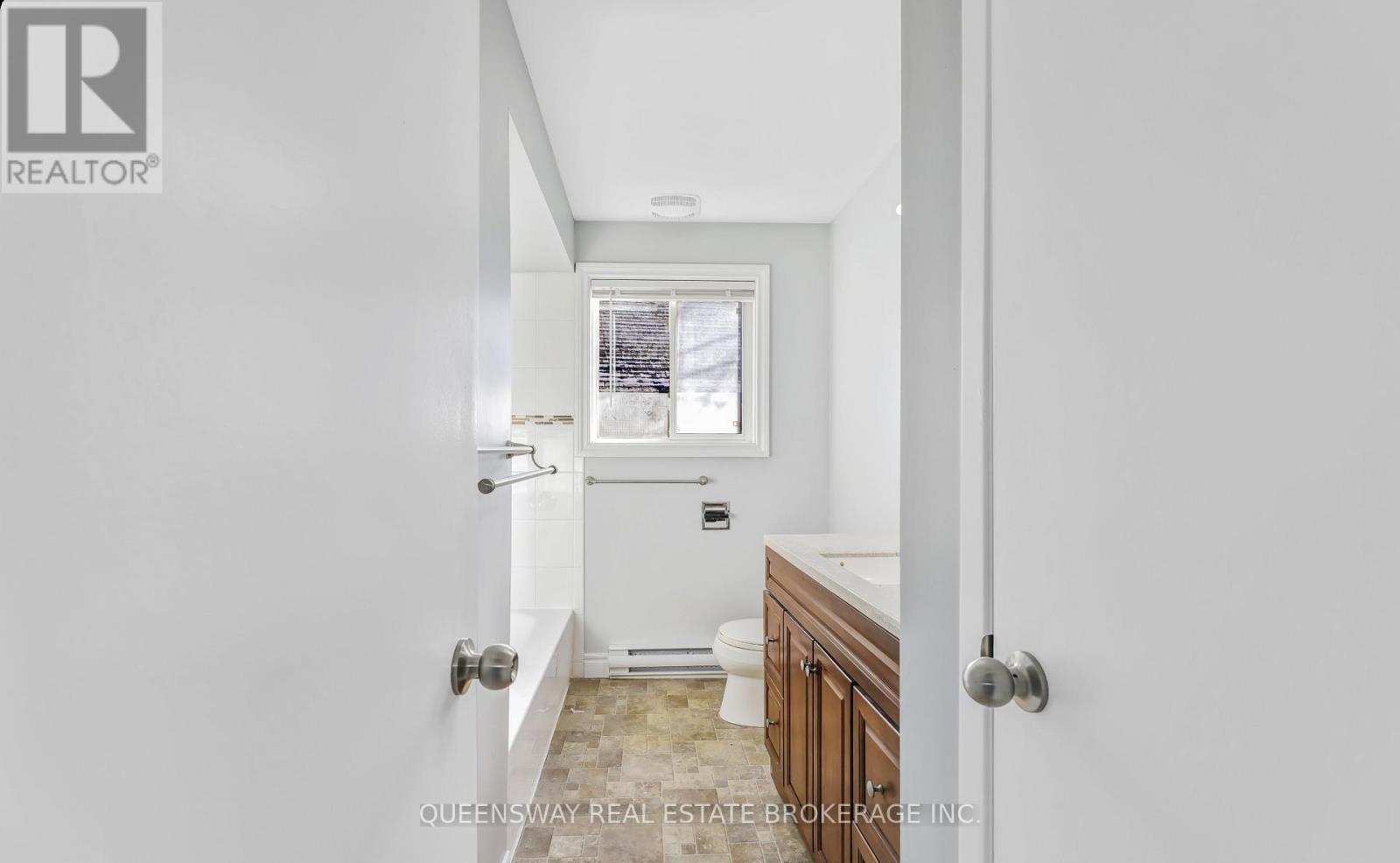 3 - 308 Prospect Street, Newmarket, Ontario  L3Y 3V2 - Photo 17 - N12649012