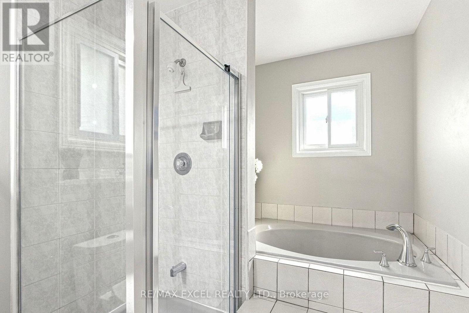 Main Floor - 190 Nahani Way, Mississauga, Ontario  L4Z 3J5 - Photo 12 - W12641392