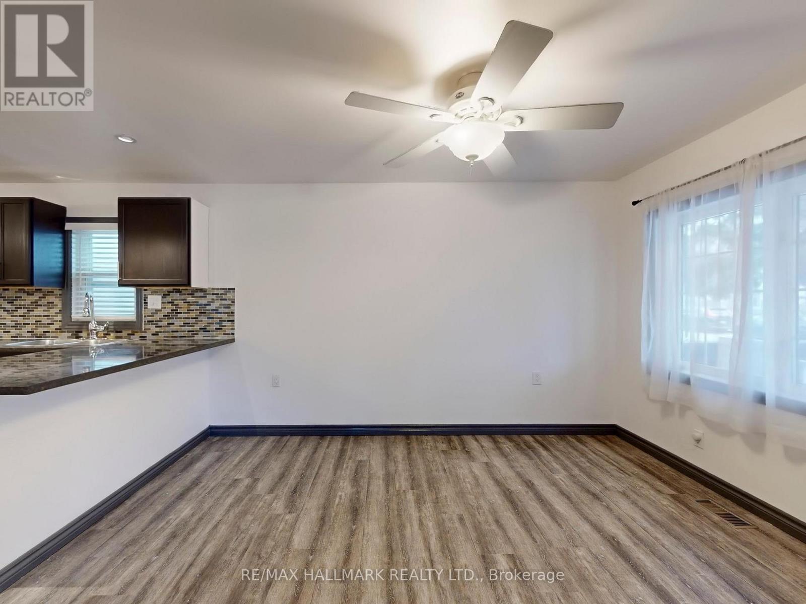 Main - 2 Criscoe Street, Toronto, Ontario  M6N 3Y9 - Photo 12 - W12648996