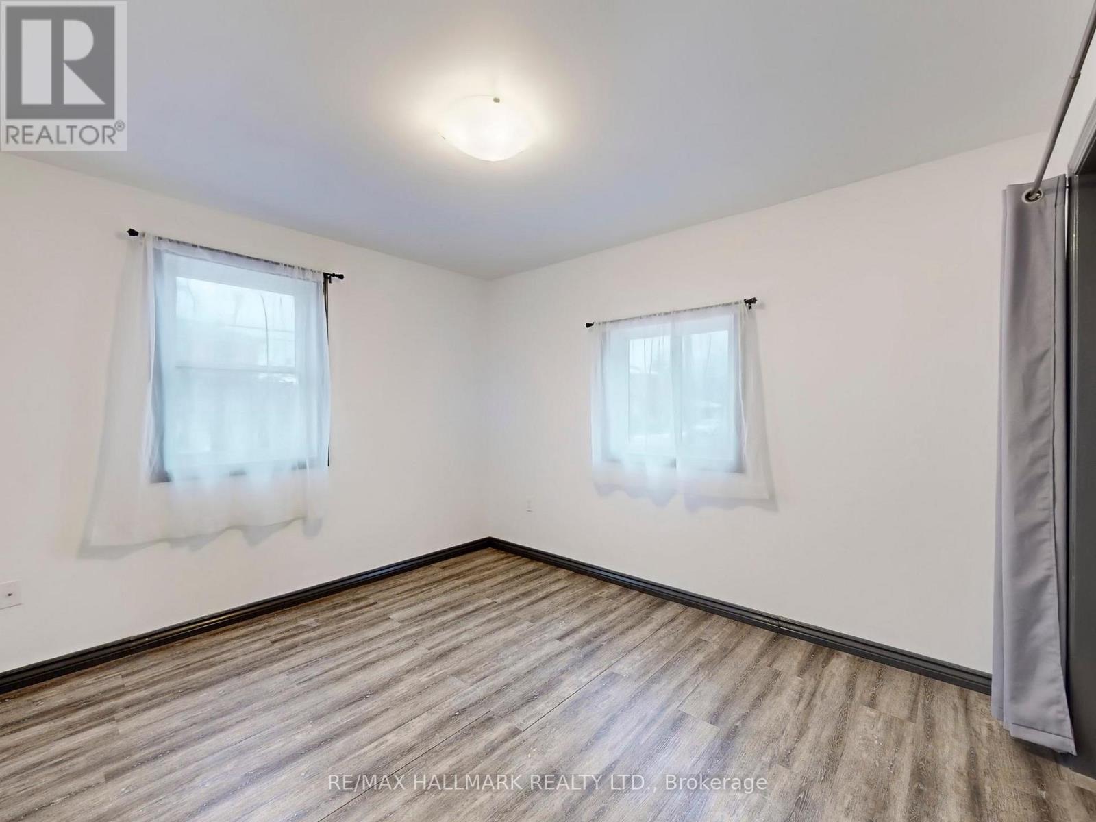Main - 2 Criscoe Street, Toronto, Ontario  M6N 3Y9 - Photo 15 - W12648996