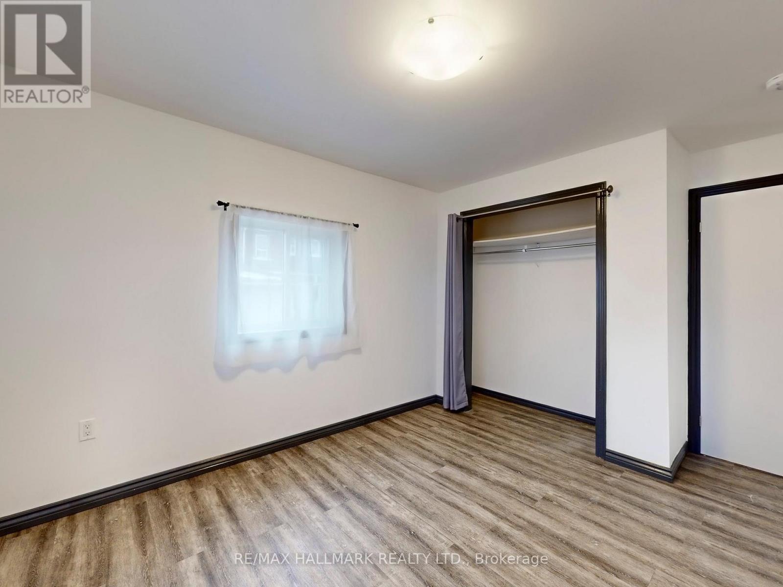 Main - 2 Criscoe Street, Toronto, Ontario  M6N 3Y9 - Photo 17 - W12648996