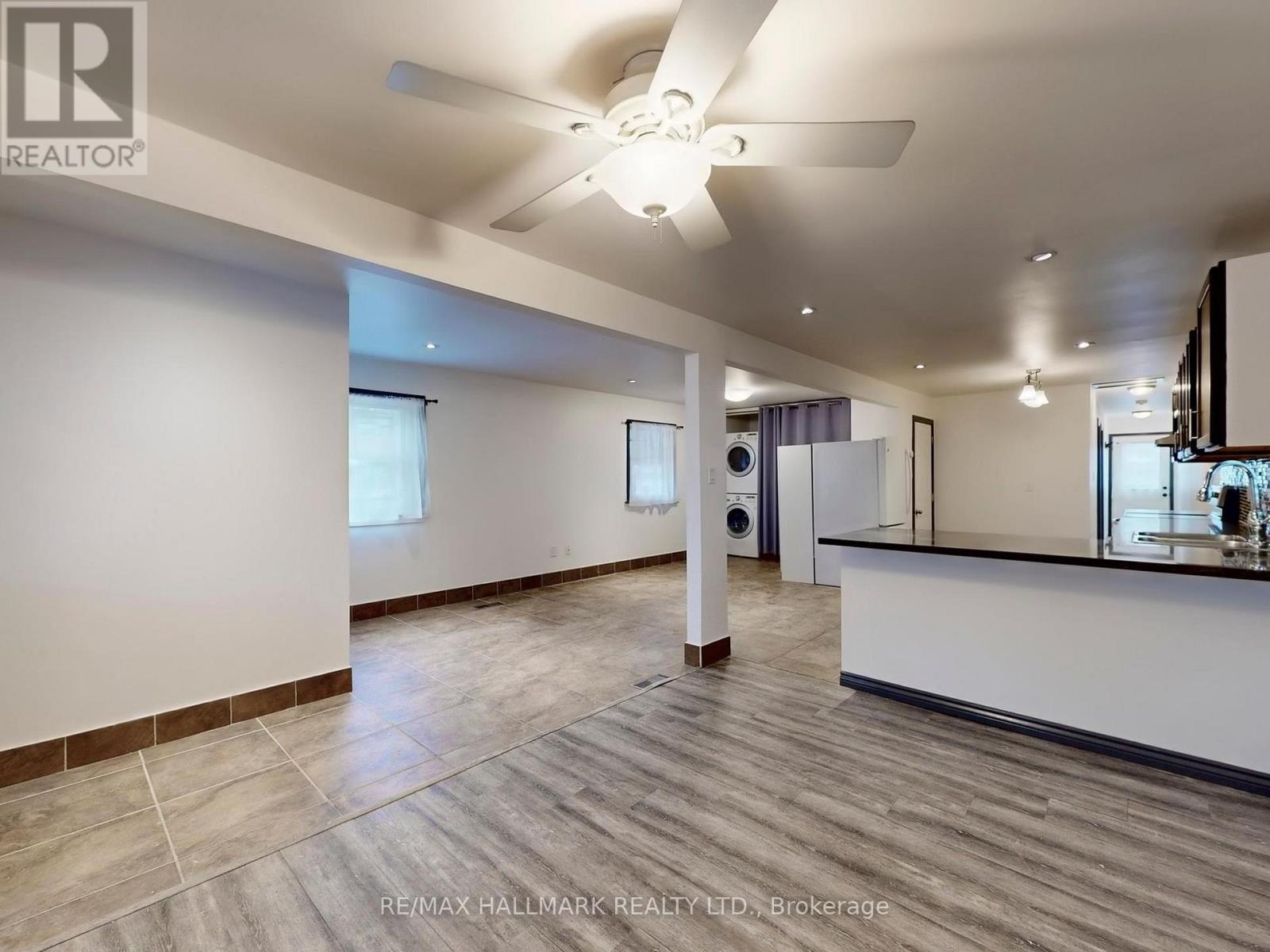 Main - 2 Criscoe Street, Toronto, Ontario  M6N 3Y9 - Photo 9 - W12648996