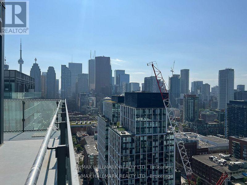 Ph 3001 - 70 Princess Street, Toronto, Ontario  M5A 0X6 - Photo 6 - C12649018