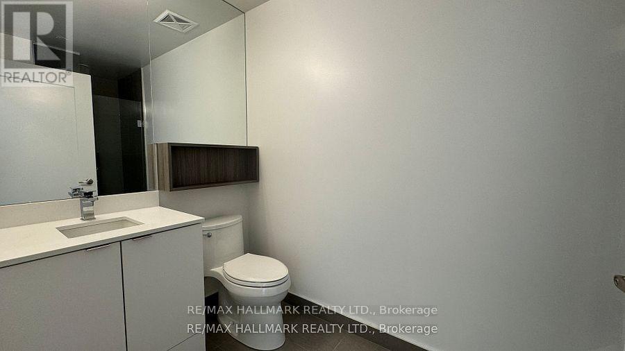 Ph 3001 - 70 Princess Street, Toronto, Ontario  M5A 0X6 - Photo 9 - C12649018