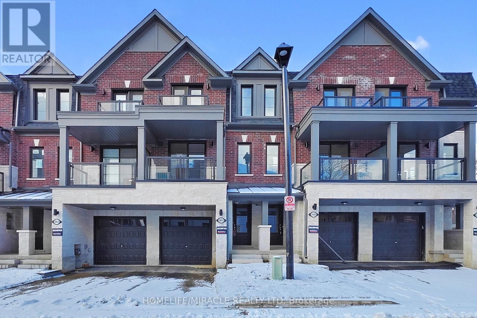5911 SAIGON STREET E, Mississauga, Ontario