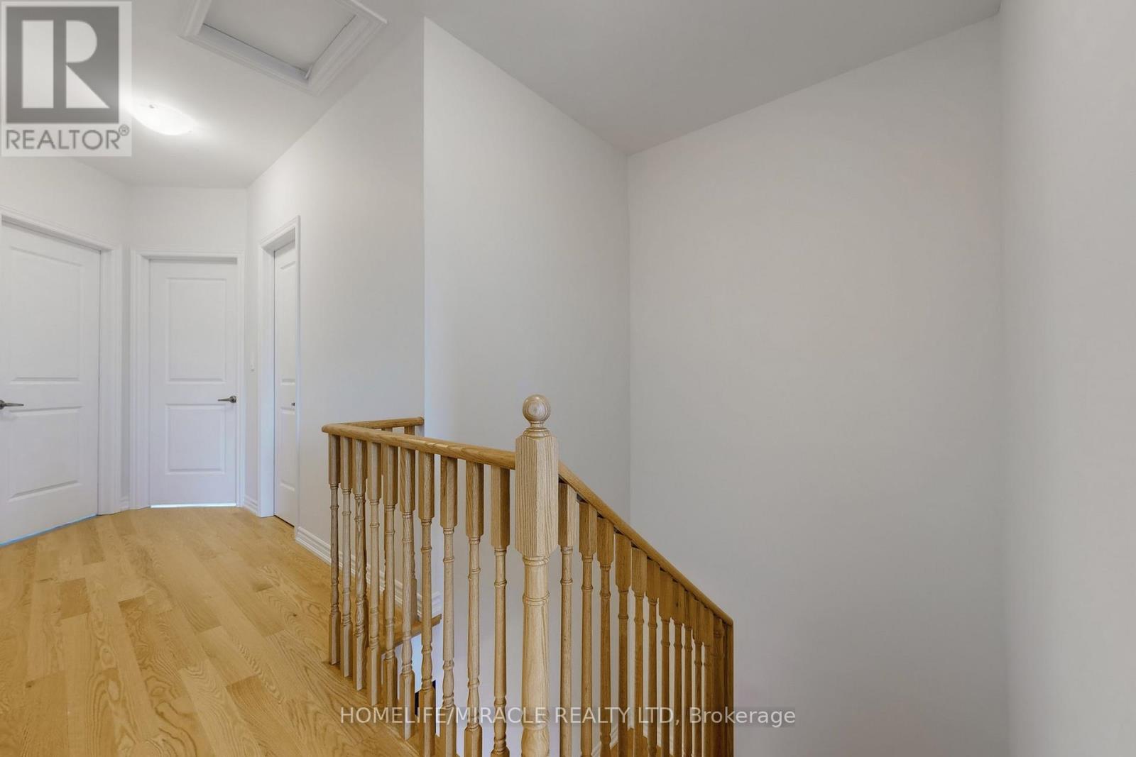 5911 Saigon Street E, Mississauga, Ontario  L5V 0E9 - Photo 19 - W12649016