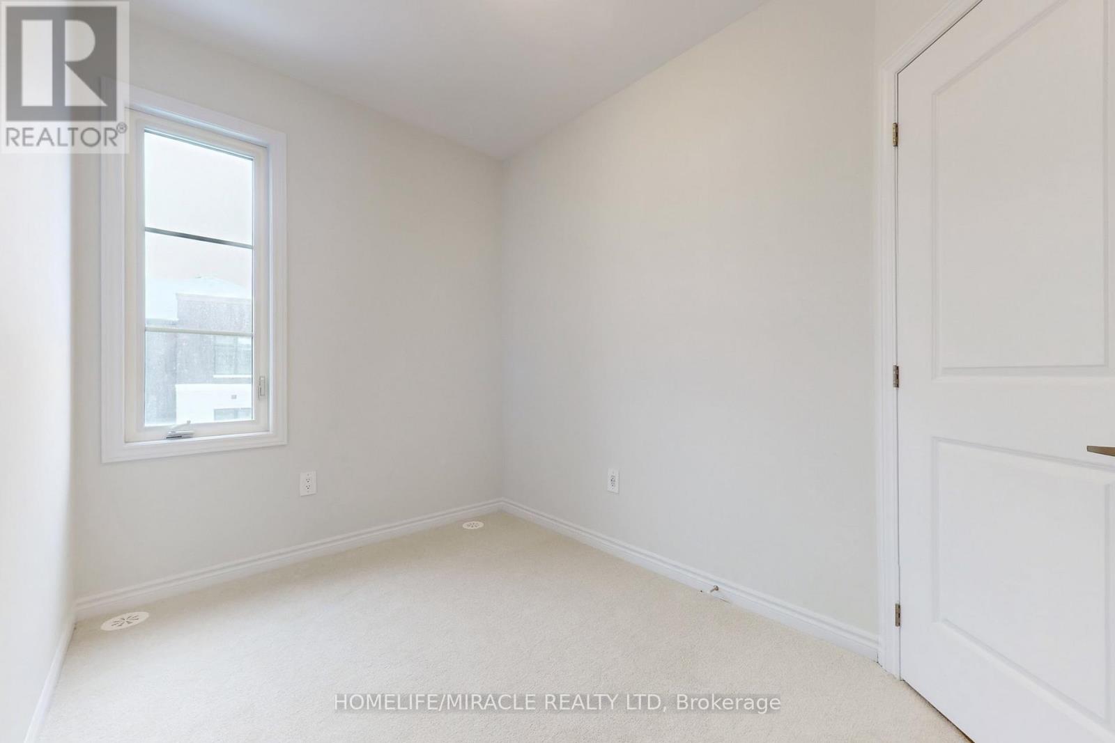 5911 Saigon Street E, Mississauga, Ontario  L5V 0E9 - Photo 29 - W12649016