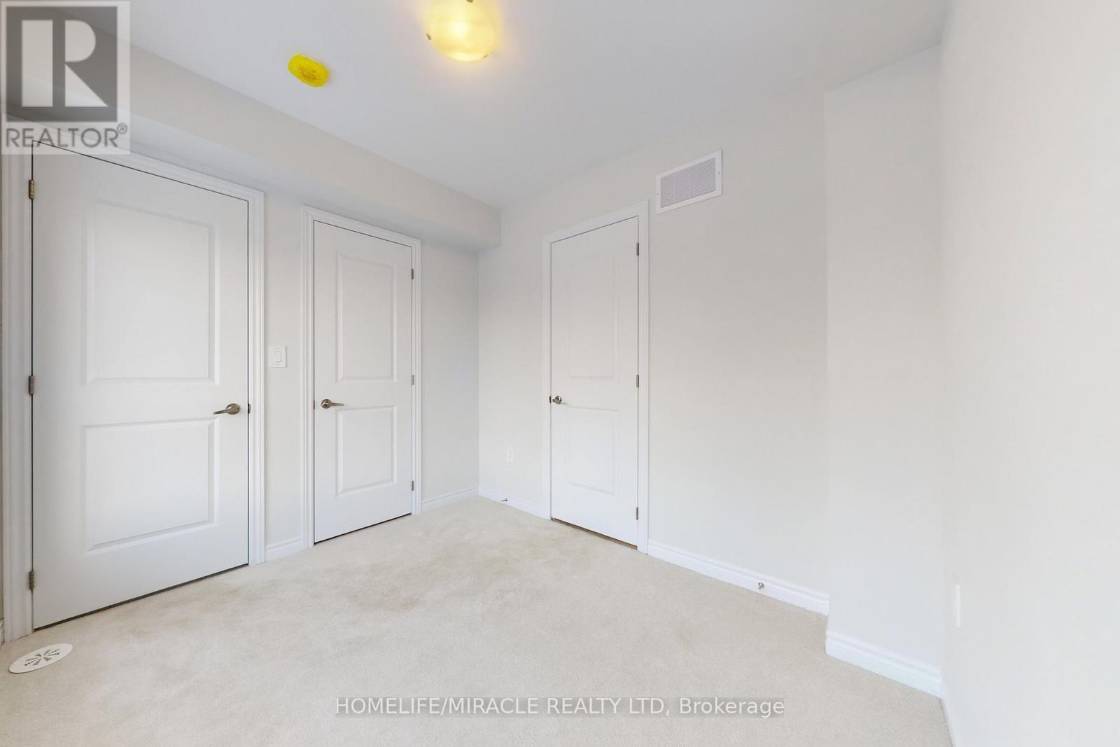 5911 Saigon Street E, Mississauga, Ontario  L5V 0E9 - Photo 42 - W12649016