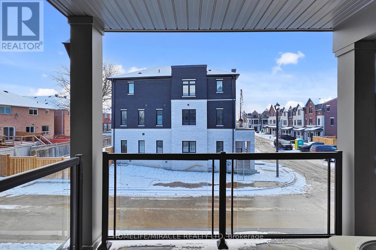 5911 Saigon Street E, Mississauga, Ontario  L5V 0E9 - Photo 45 - W12649016