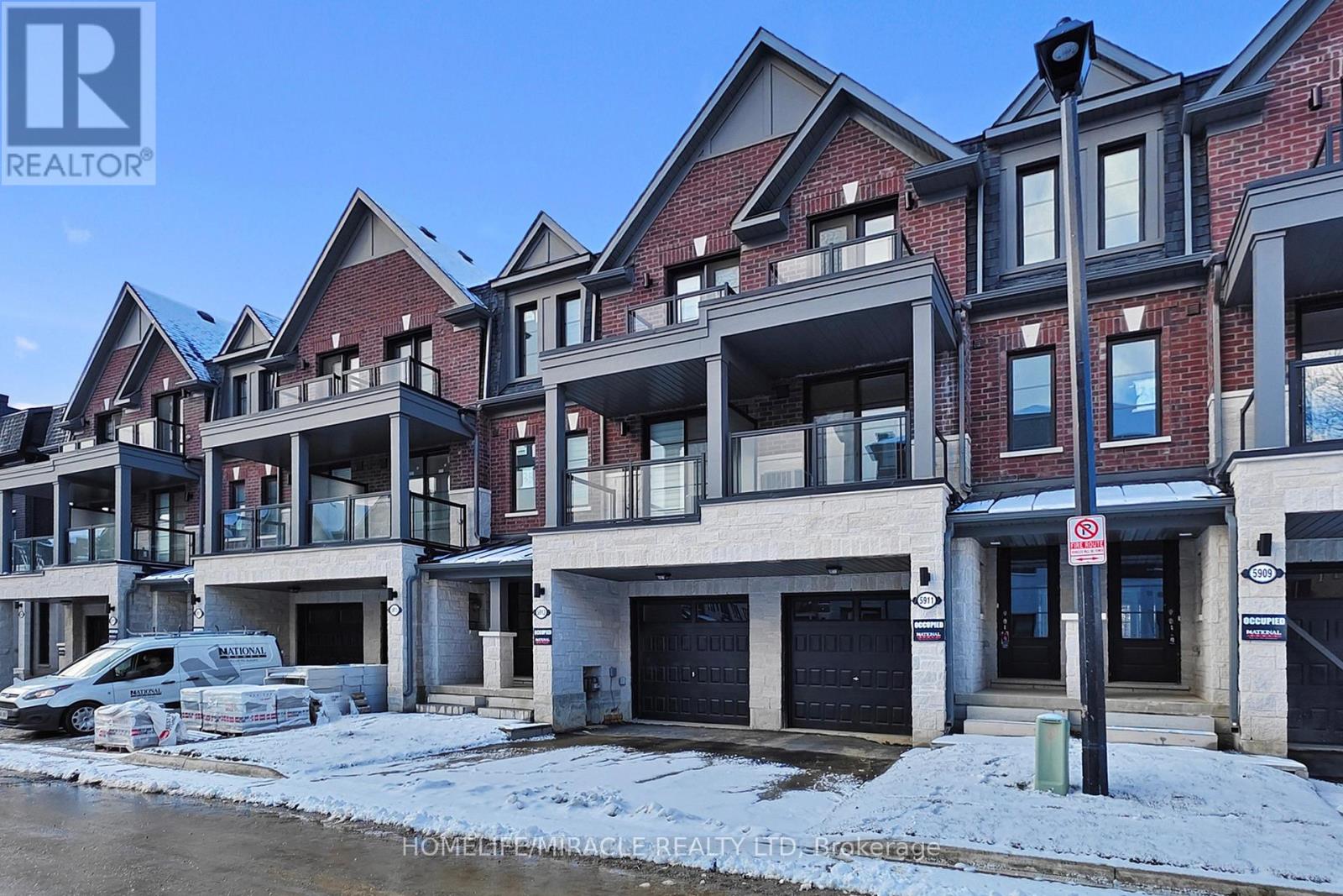 5911 Saigon Street E, Mississauga, Ontario  L5V 0E9 - Photo 46 - W12649016