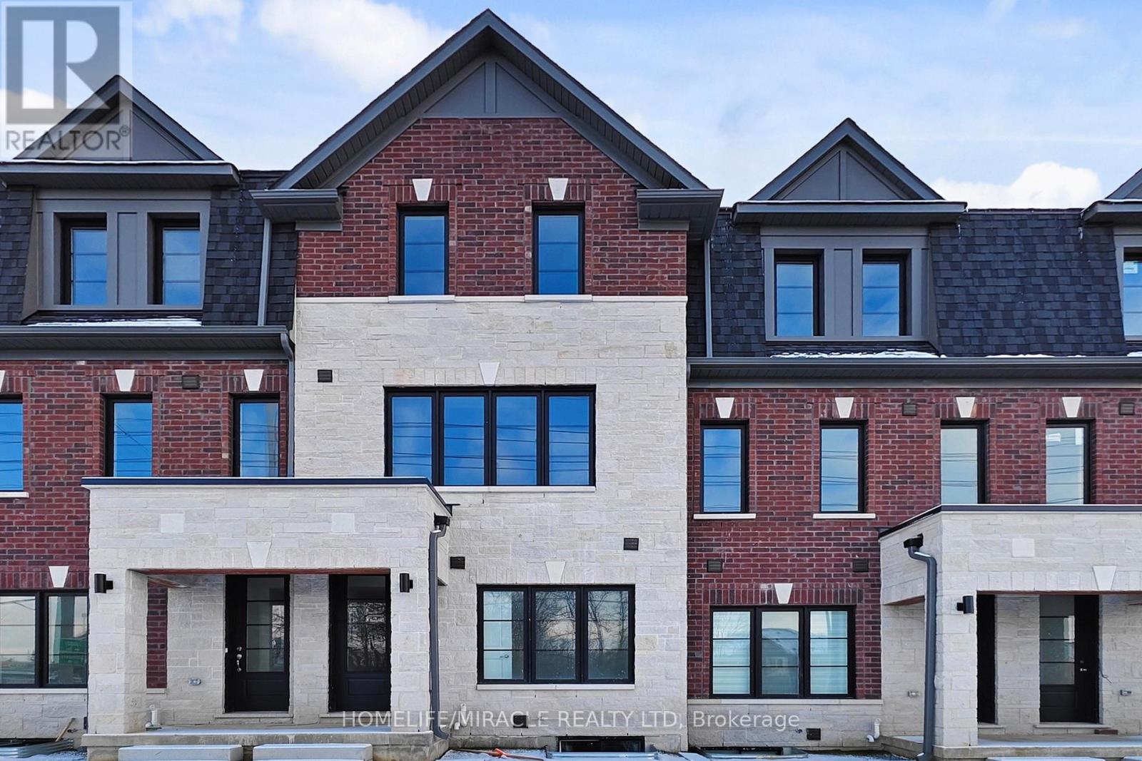 5911 Saigon Street E, Mississauga, Ontario  L5V 0E9 - Photo 49 - W12649016