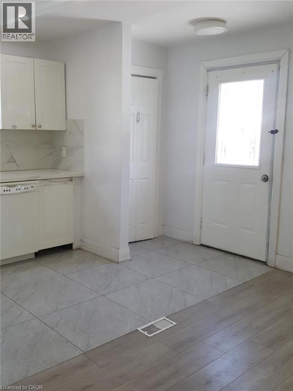 850 (Upper Unit) Garth Street, Hamilton, Ontario  L9C 4K8 - Photo 6 - 40794994