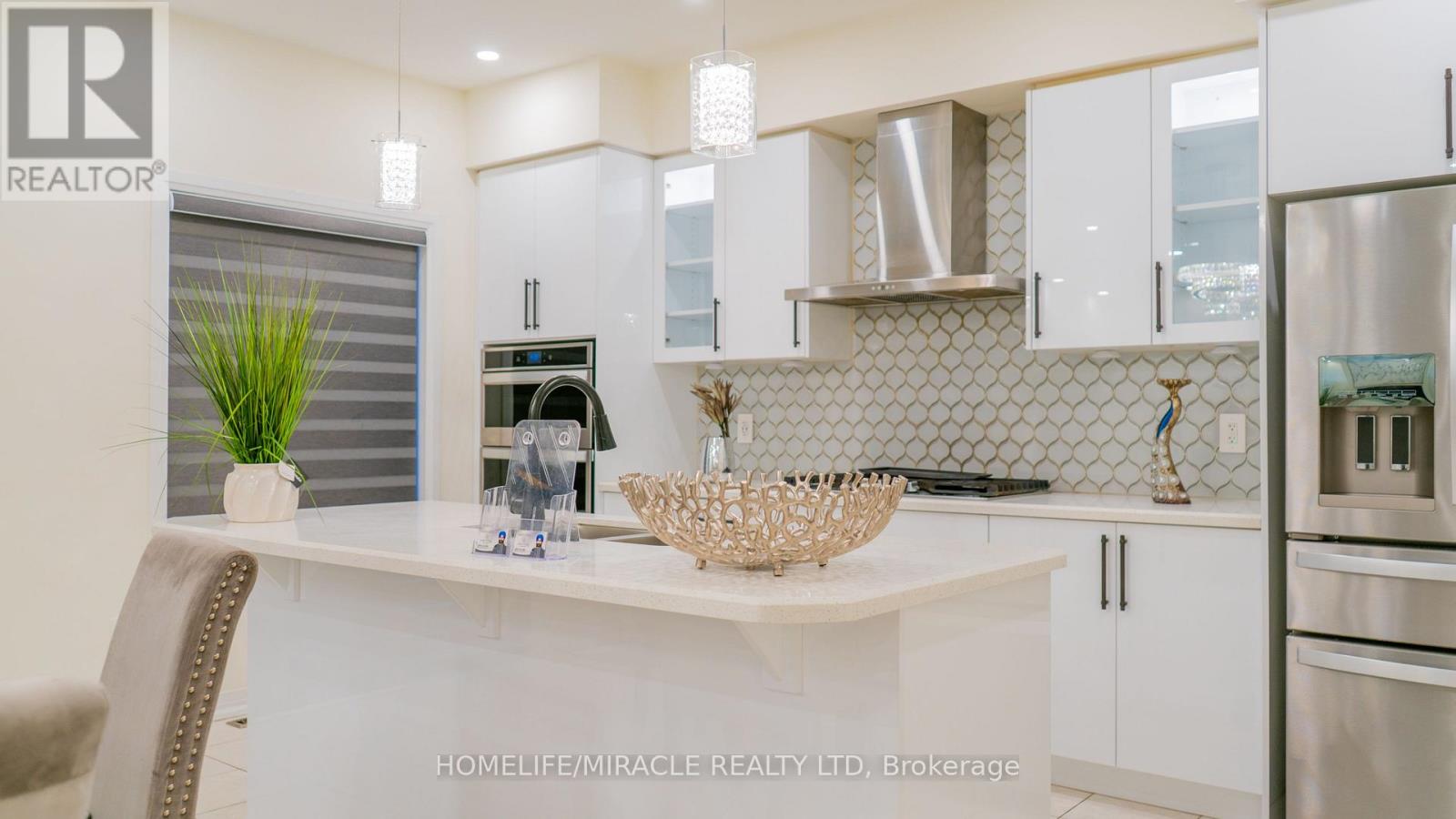 18 Brewis Street, Brant, Ontario  N3L 2C9 - Photo 3 - X12649032