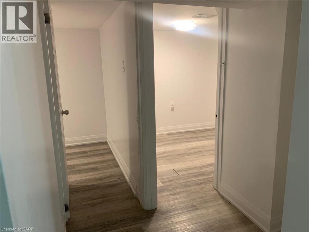 850 (Main Unit) Garth Street, Hamilton, Ontario  L9C 4K8 - Photo 11 - 40794996